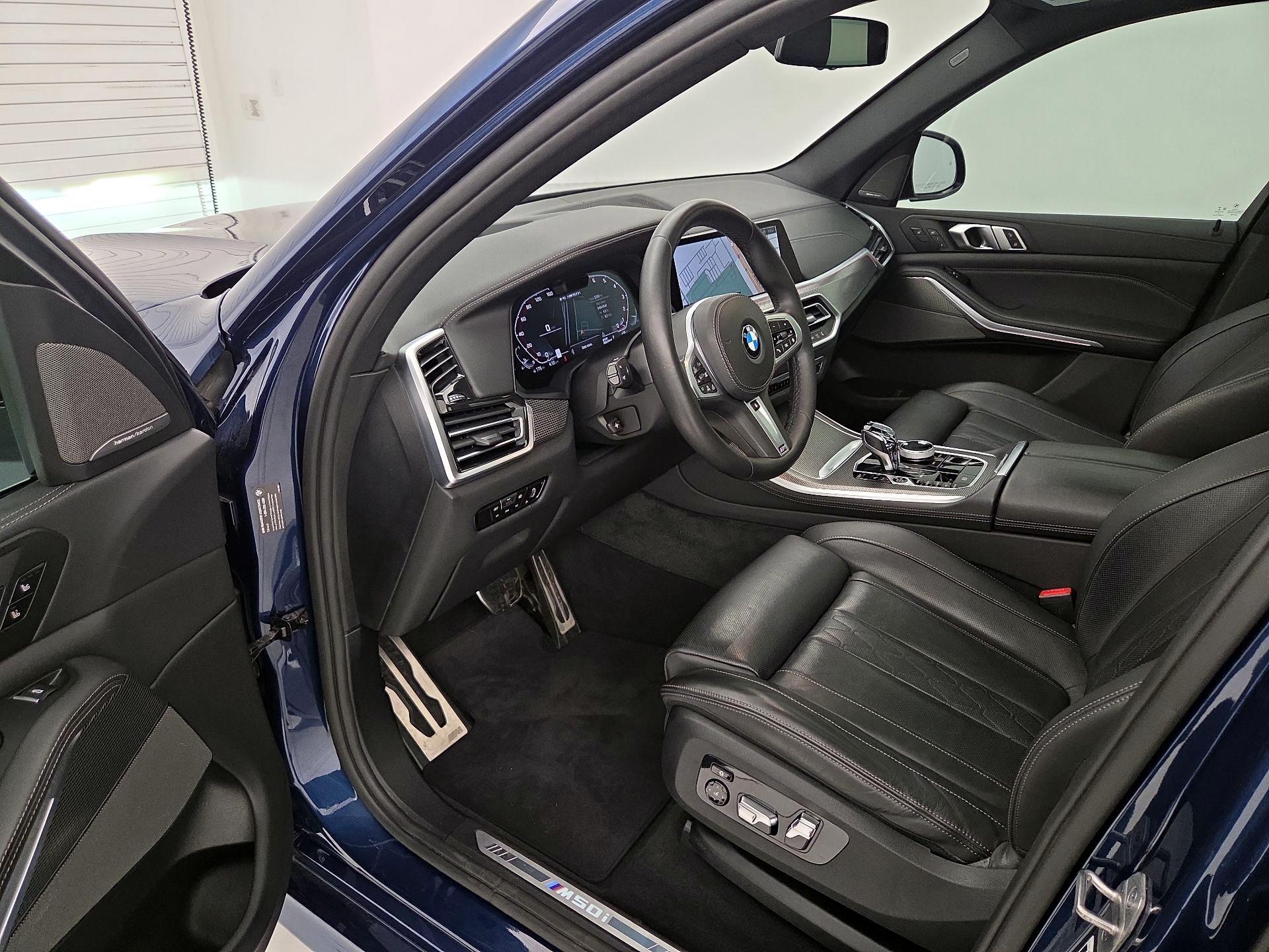 Thumbnail: 2022 BMW X5 - 11