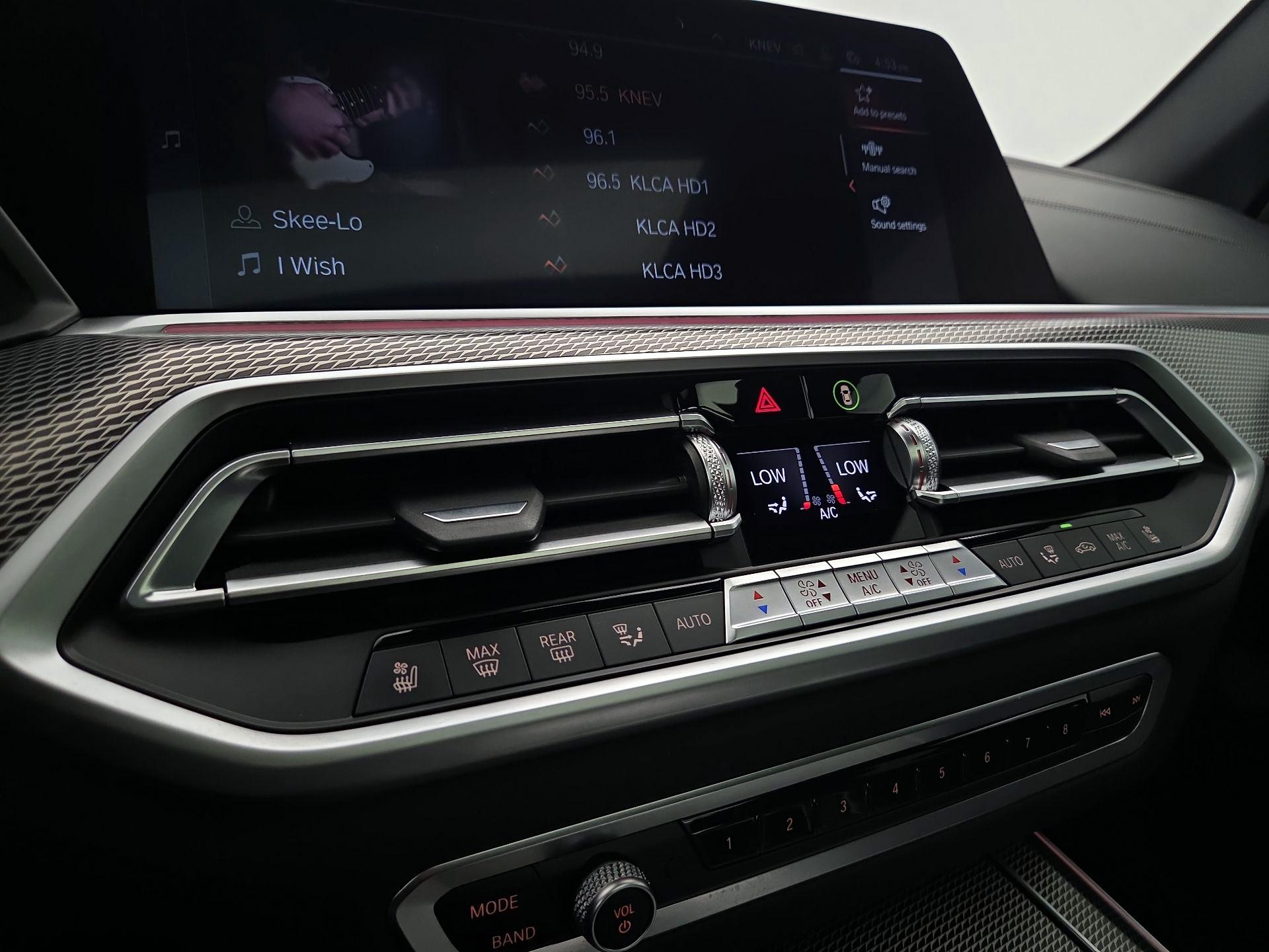 Thumbnail: 2022 BMW X5 - 17
