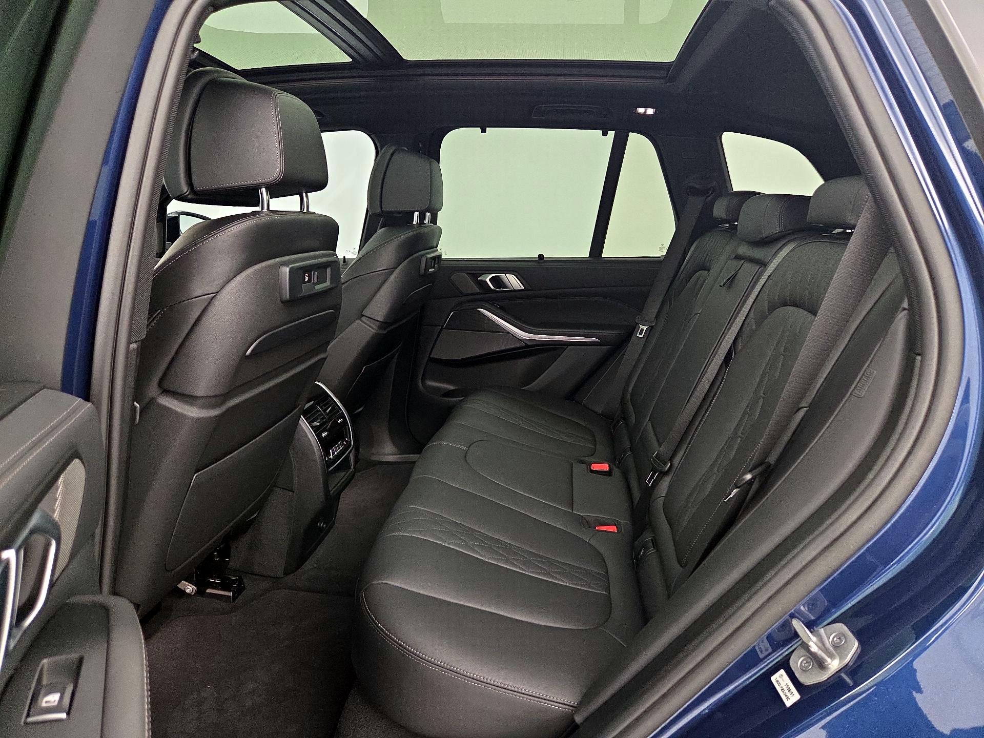 Thumbnail: 2022 BMW X5 - 20