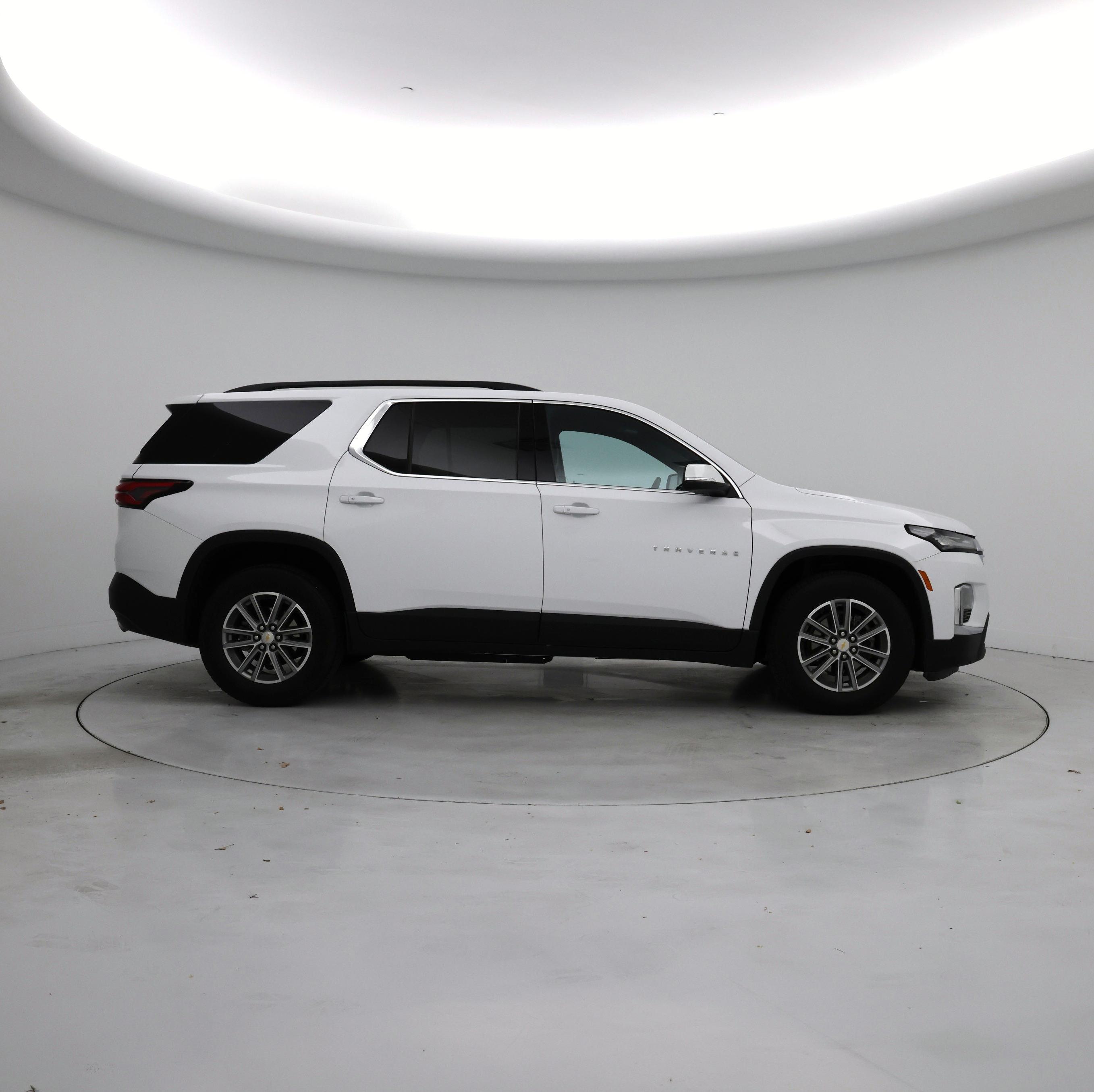 Thumbnail: 2023 Chevrolet Traverse - 7