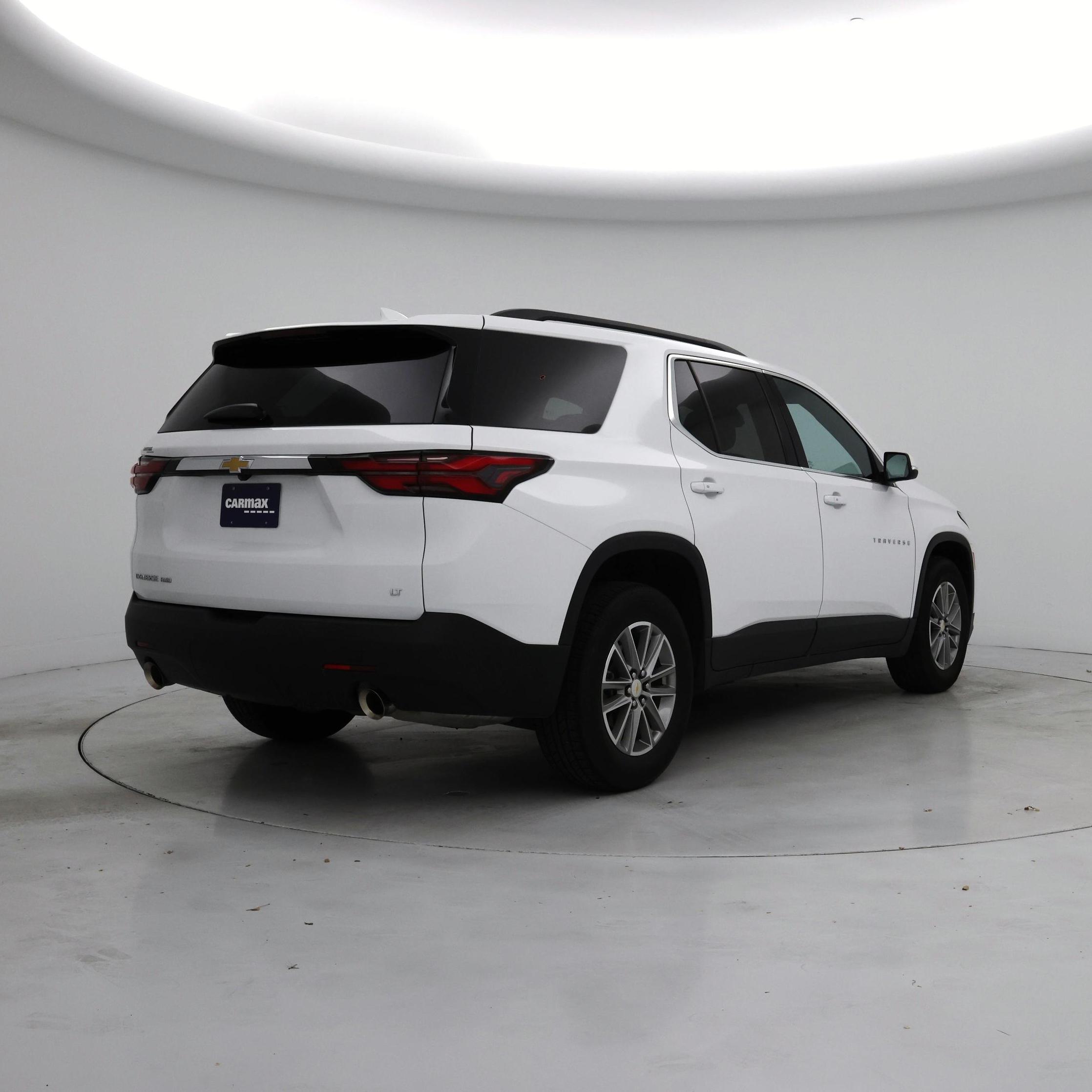 Thumbnail: 2023 Chevrolet Traverse - 8