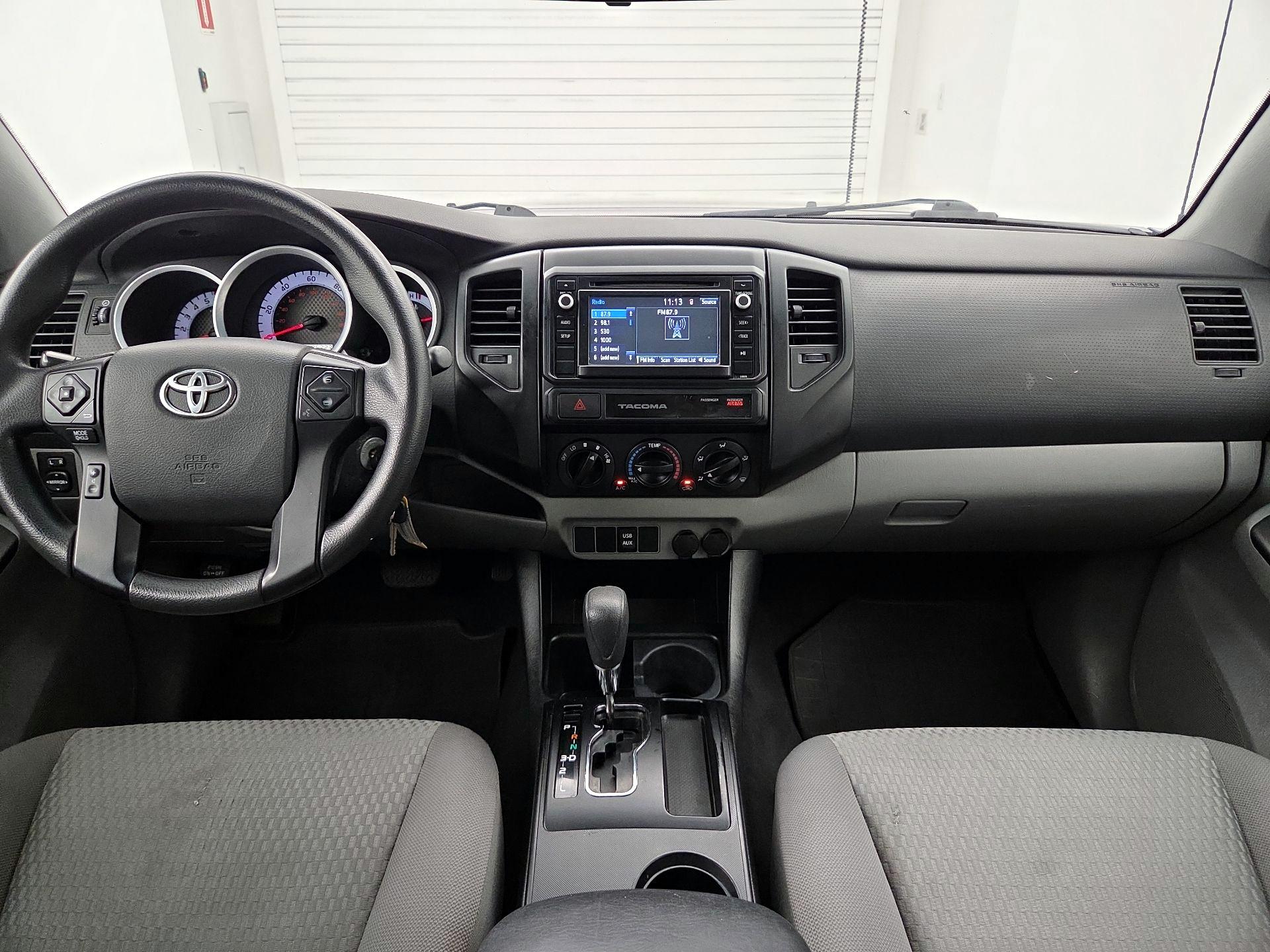 Thumbnail: 2015 Toyota Tacoma - 9