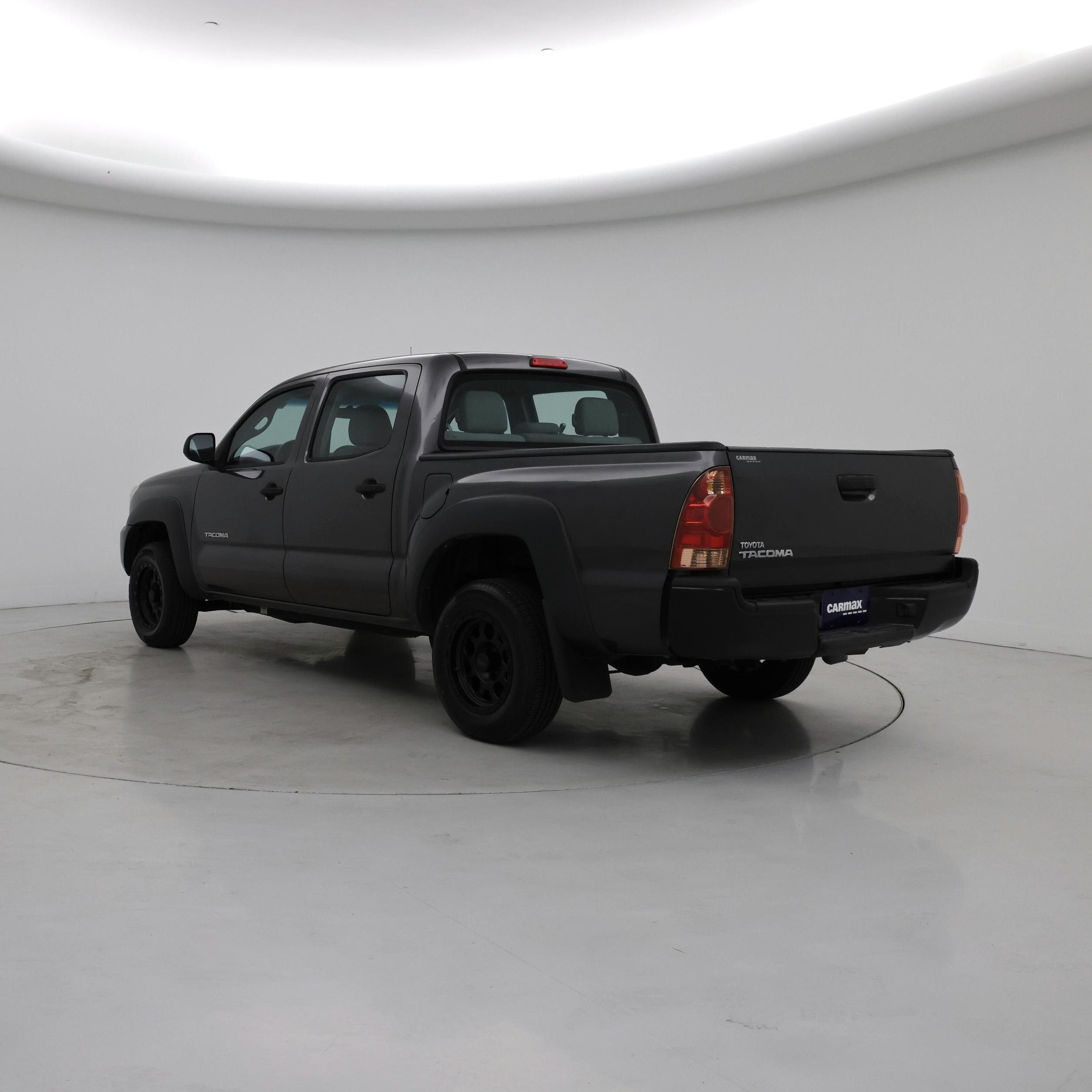 Thumbnail: 2015 Toyota Tacoma - 2