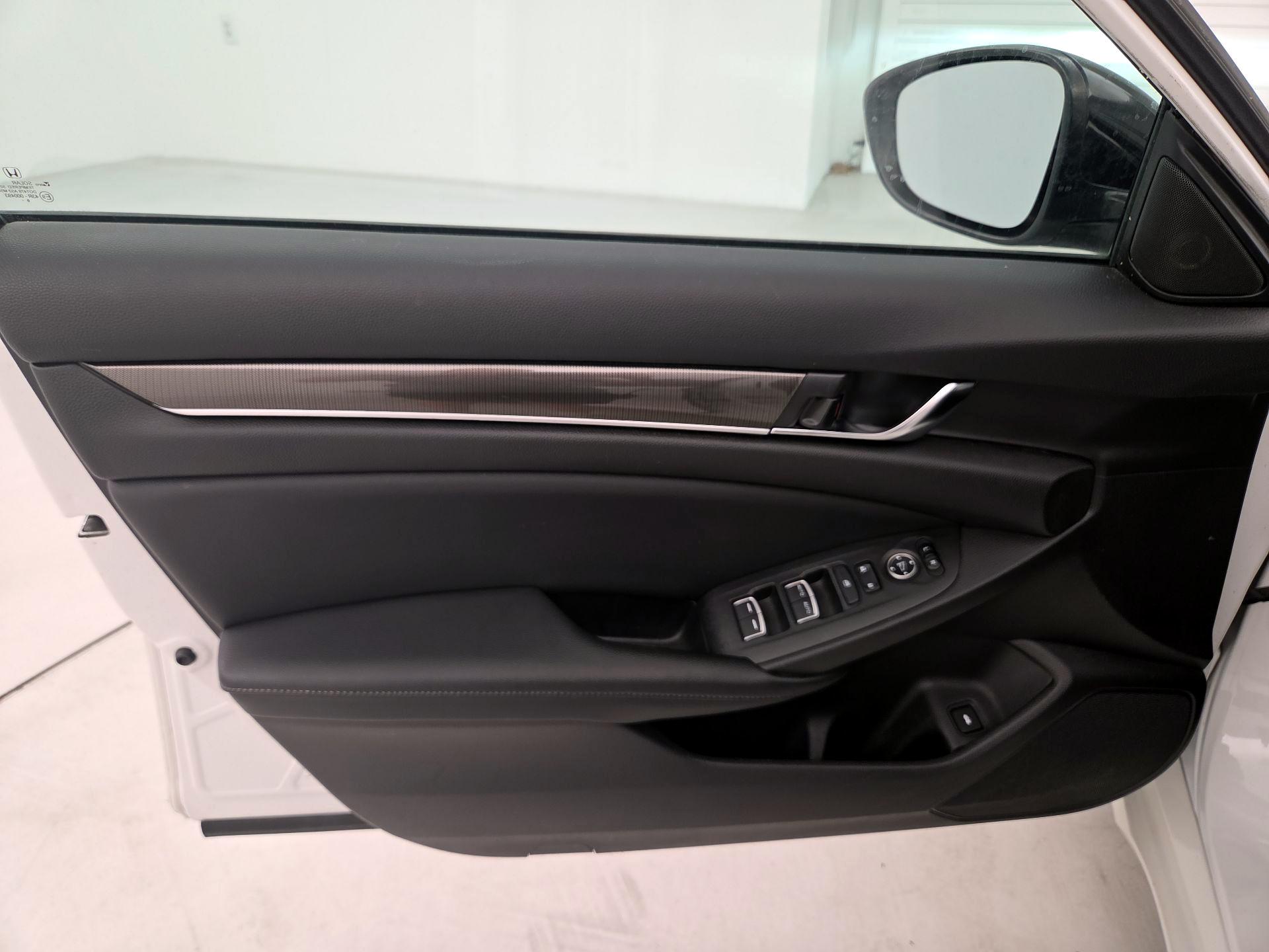Thumbnail: 2021 Honda Accord - 12