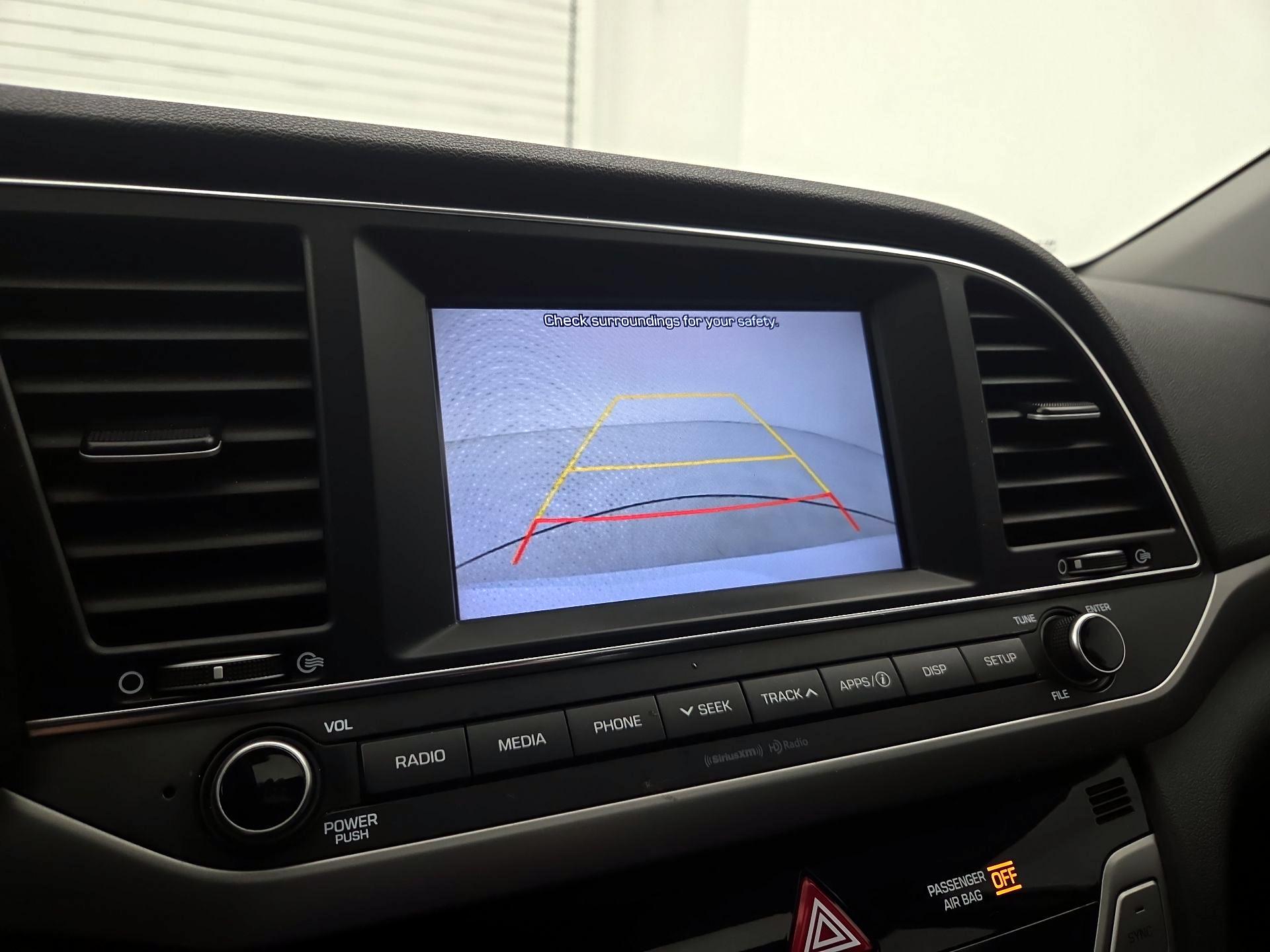 Thumbnail: 2018 Hyundai Elantra - 14