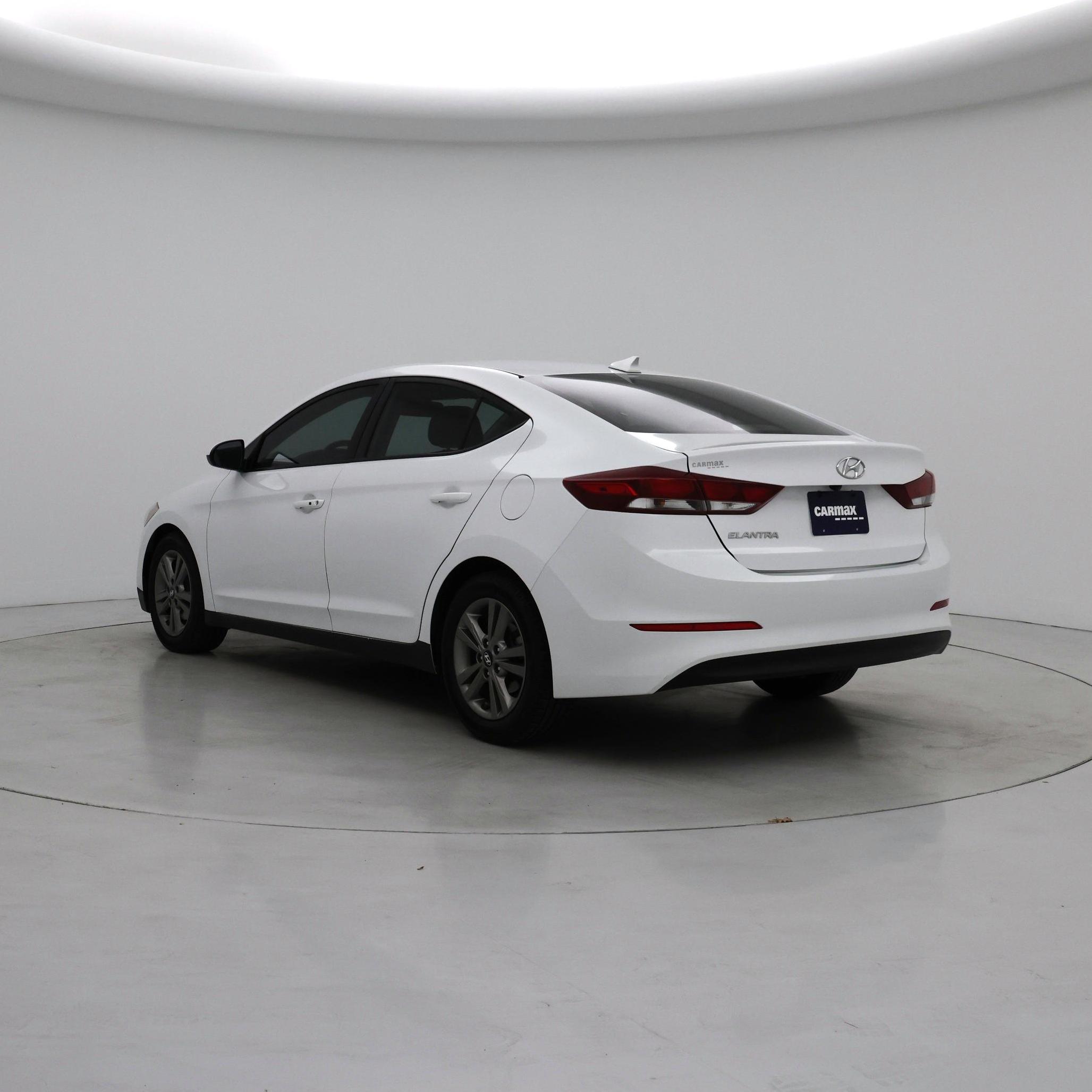 Thumbnail: 2018 Hyundai Elantra - 2