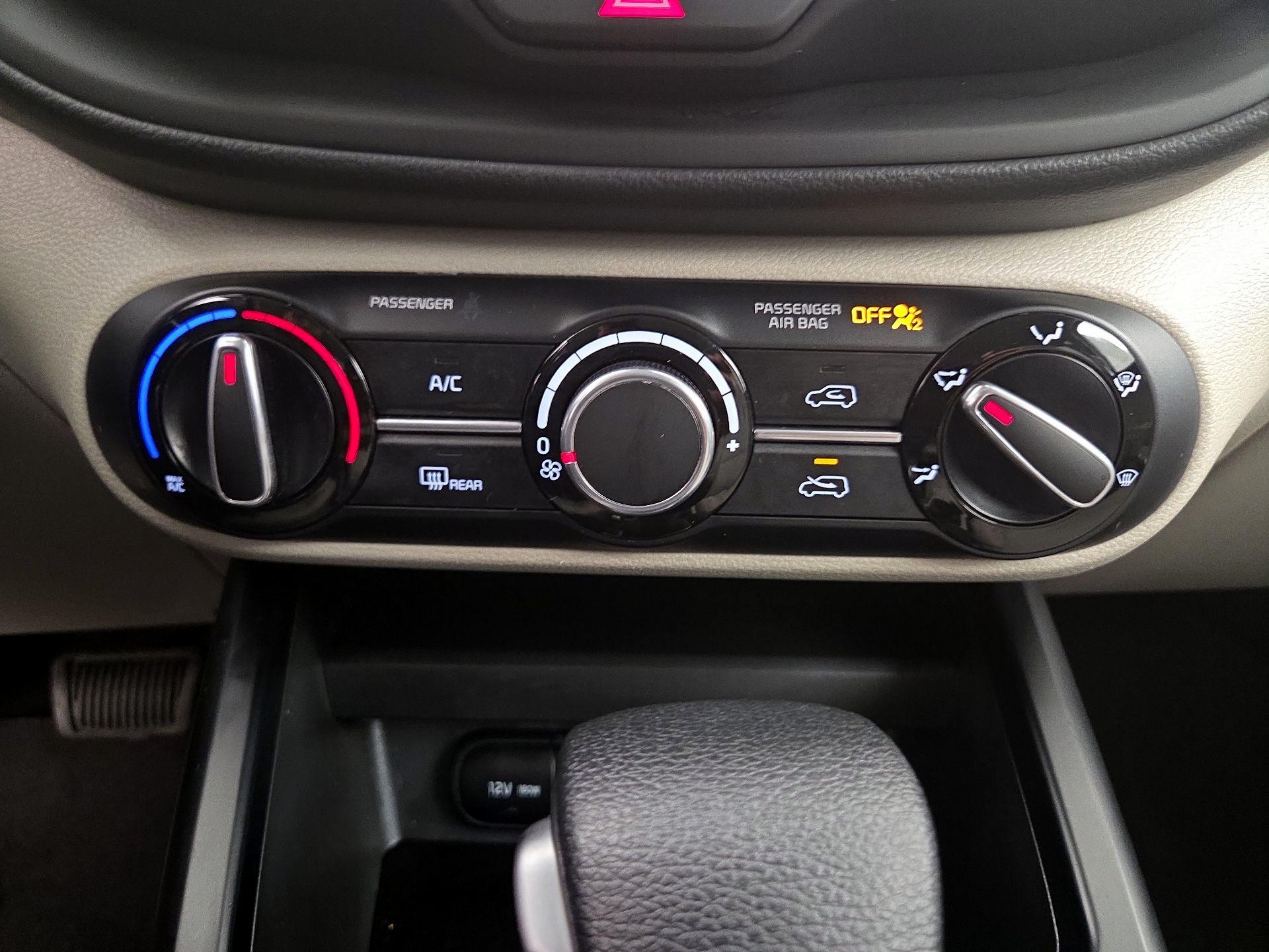 Thumbnail: 2025 Kia Soul - 16