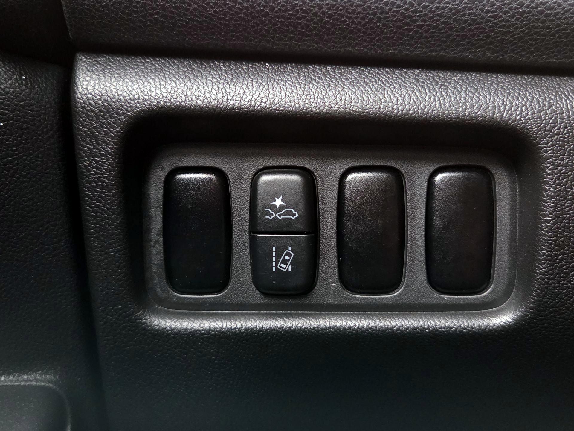 Thumbnail: 2022 Mitsubishi Outlander Sport - 13
