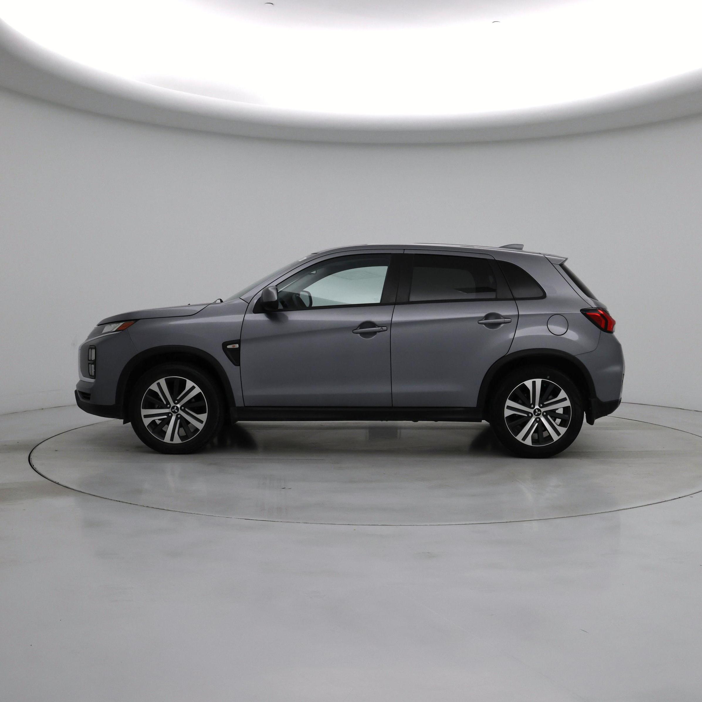 Thumbnail: 2022 Mitsubishi Outlander Sport - 3