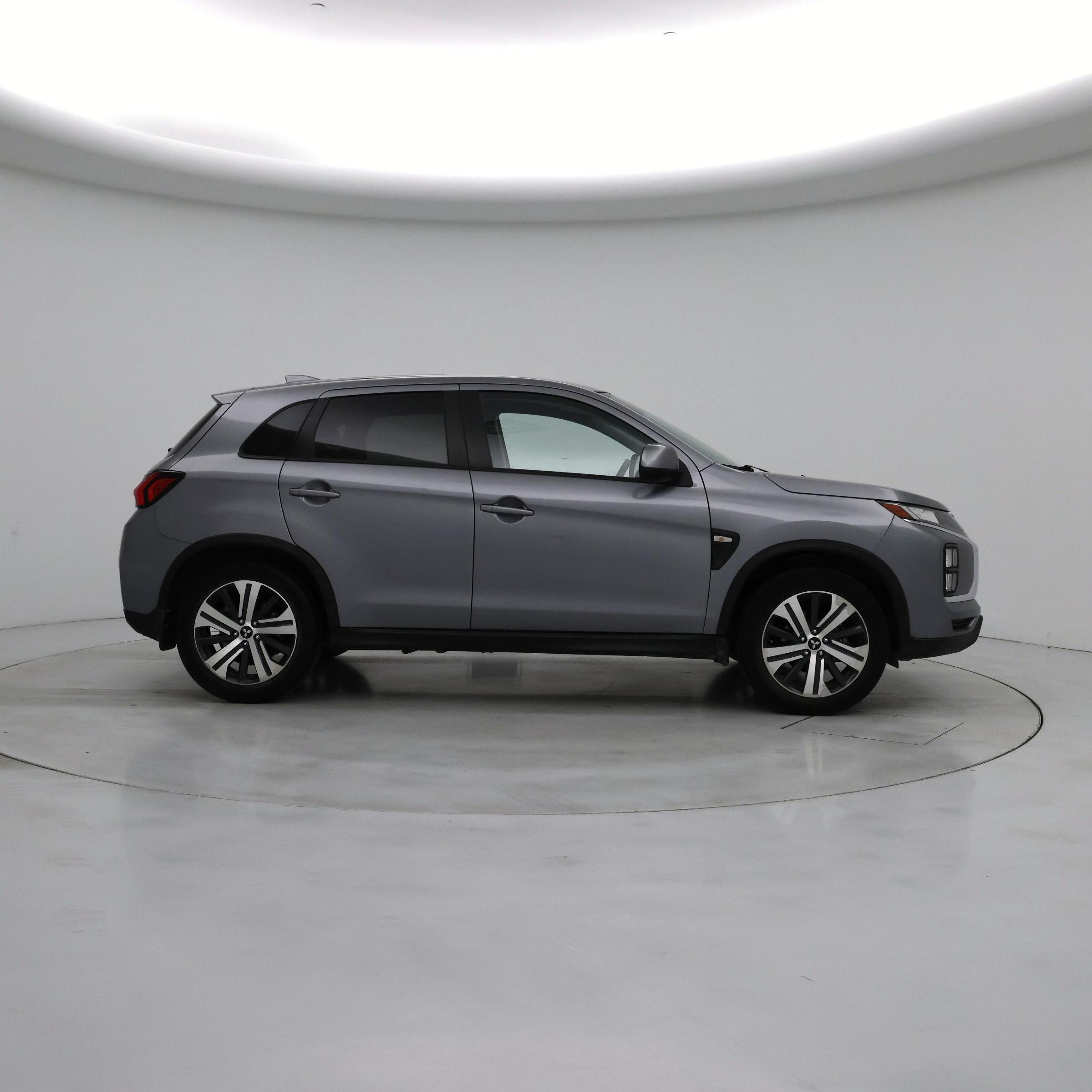 Thumbnail: 2022 Mitsubishi Outlander Sport - 7