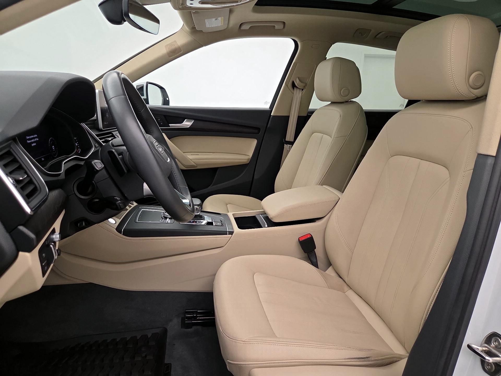Thumbnail: 2019 Audi Q5 - 11