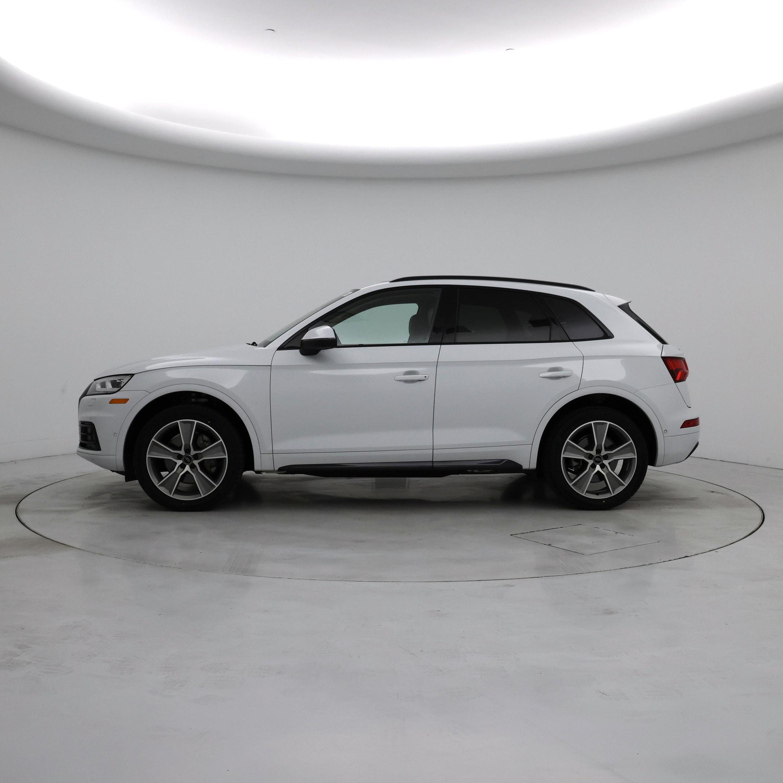 Thumbnail: 2019 Audi Q5 - 3