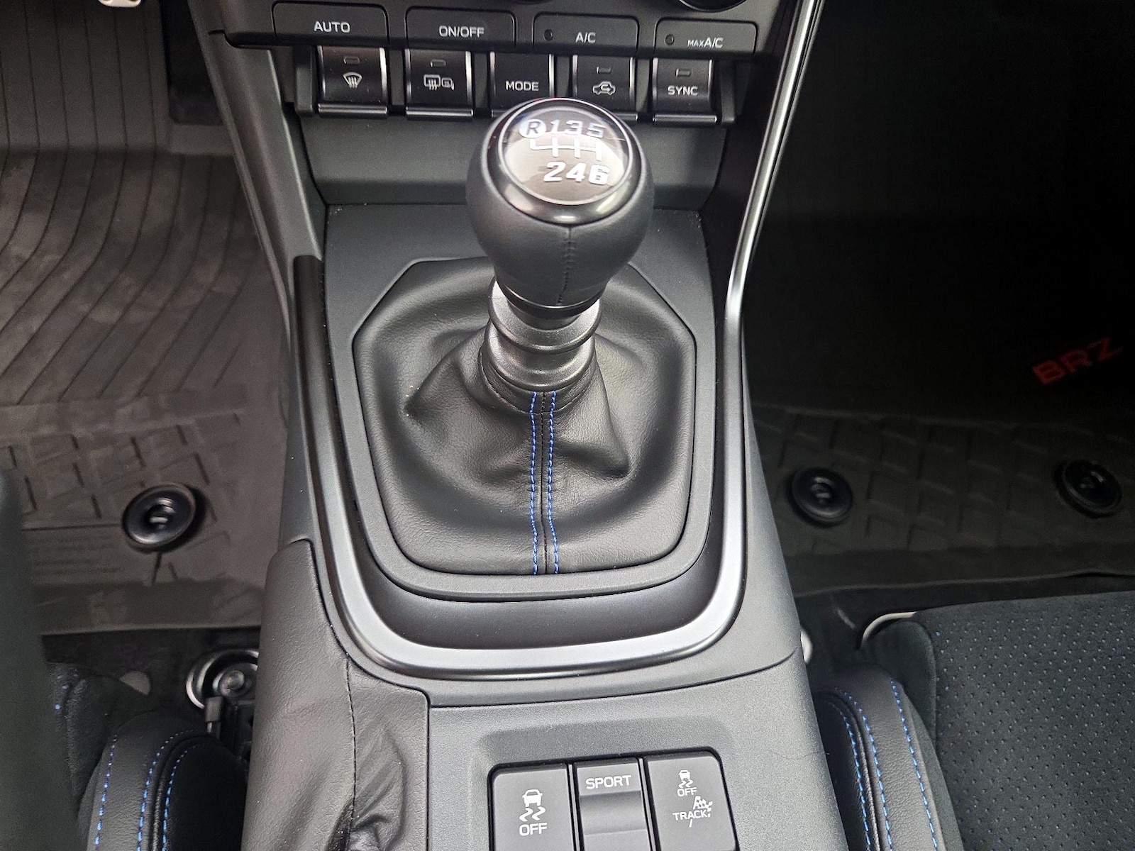 2025 Subaru BRZ tS - Photo 18