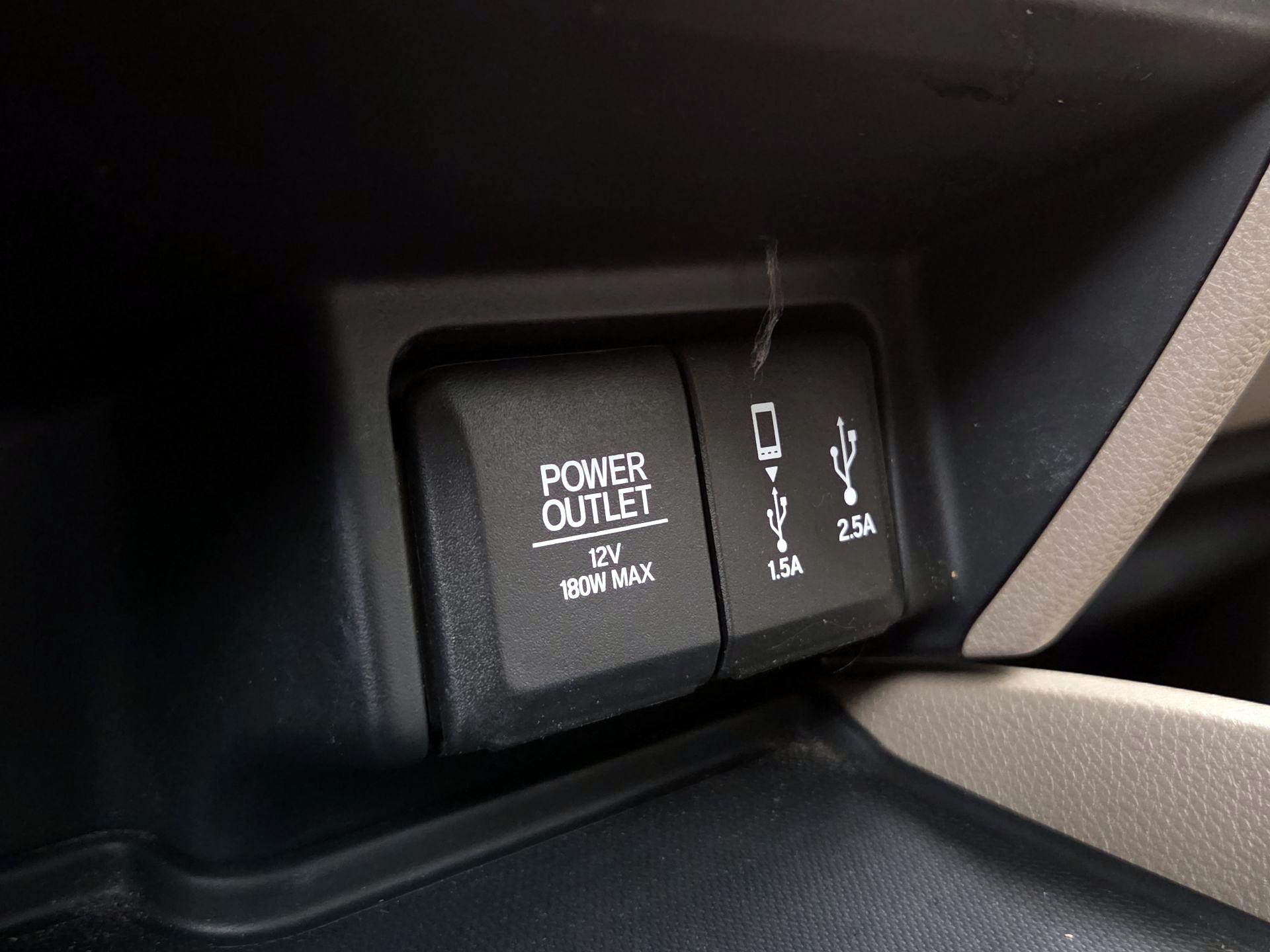 Thumbnail: 2017 Honda Pilot - 18