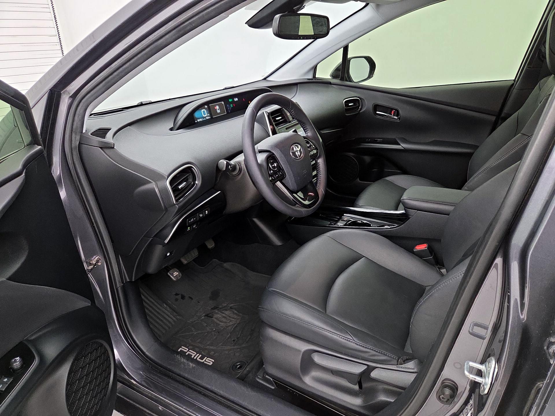 Thumbnail: 2019 Toyota Prius - 11