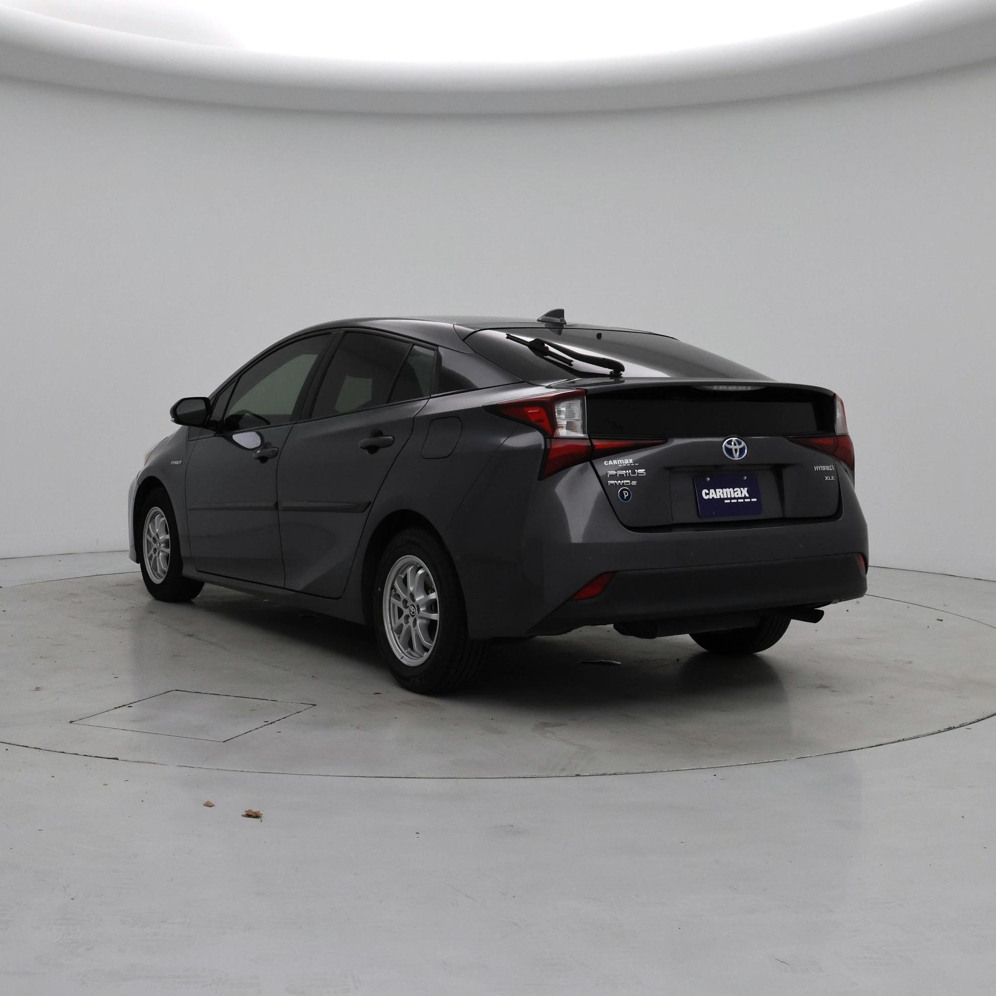 Thumbnail: 2019 Toyota Prius - 2