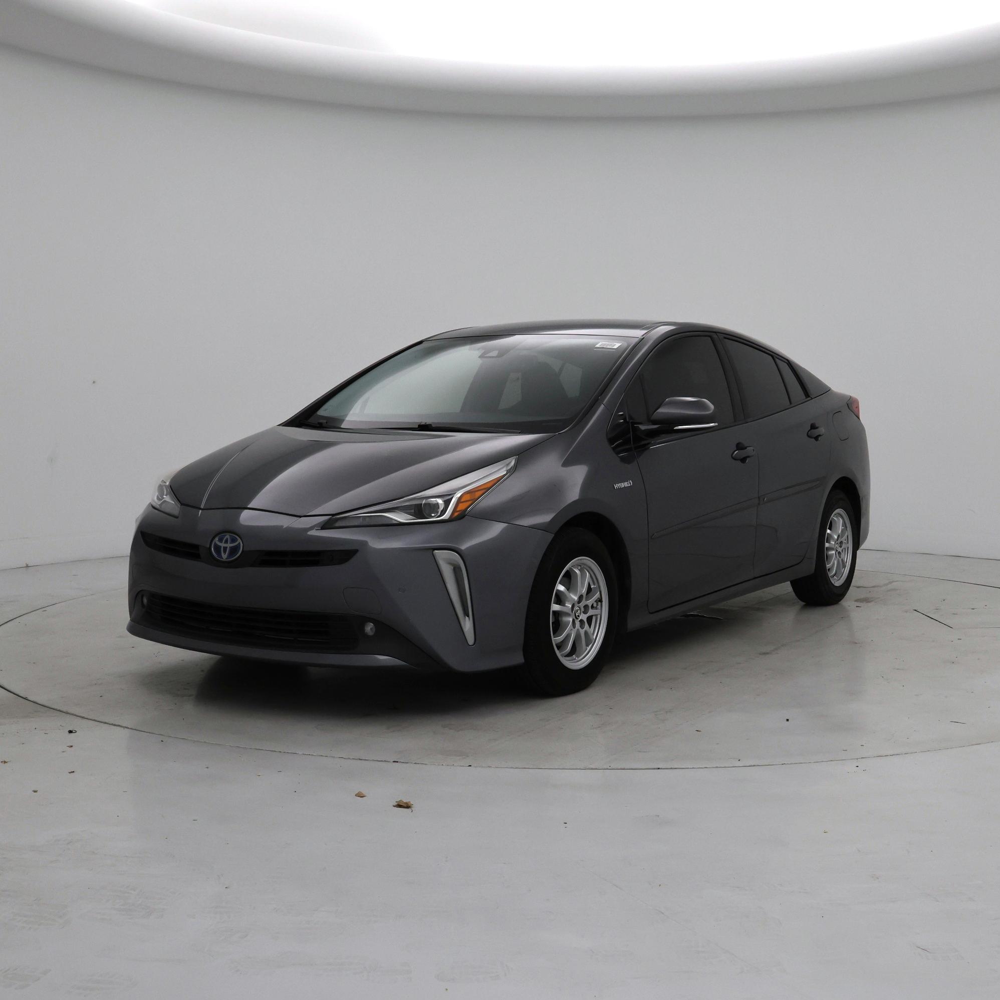 Thumbnail: 2019 Toyota Prius - 4