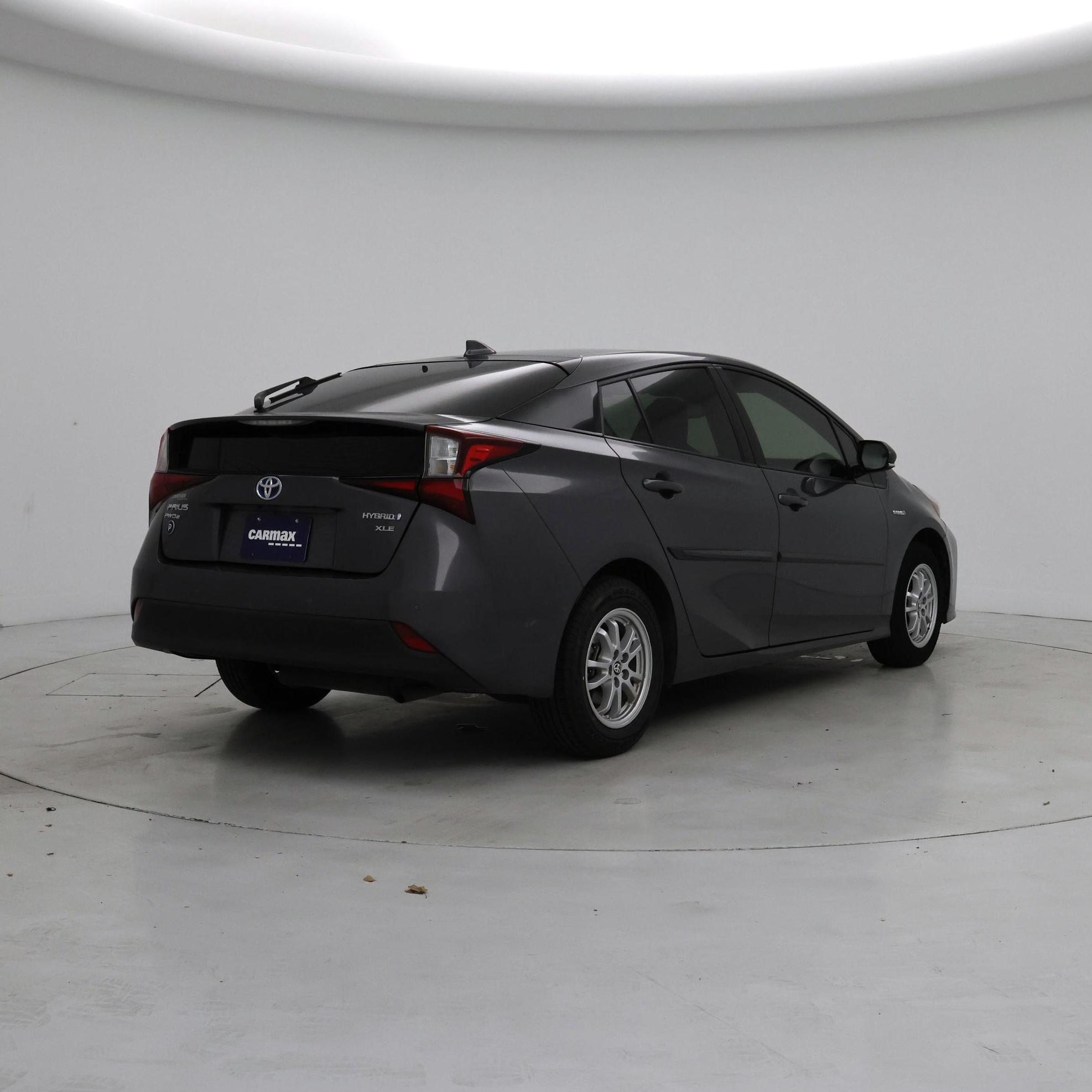 Thumbnail: 2019 Toyota Prius - 8