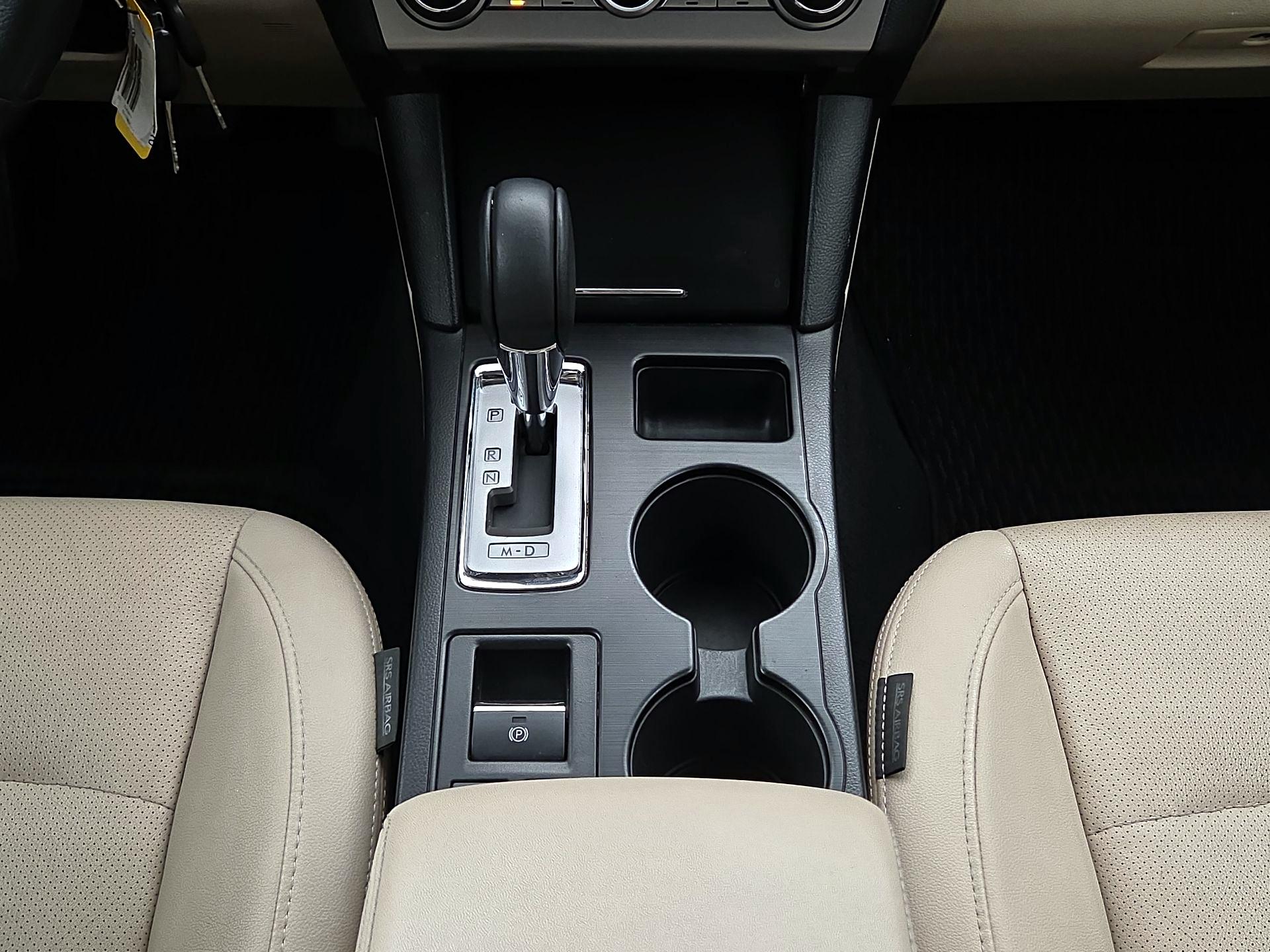 Thumbnail: 2016 Subaru Outback - 17