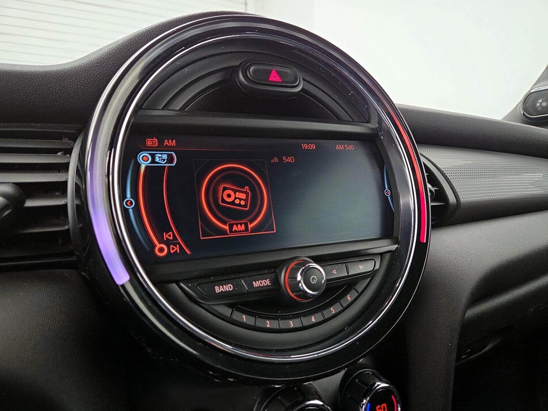 Thumbnail: 2017 MINI Cooper - 15
