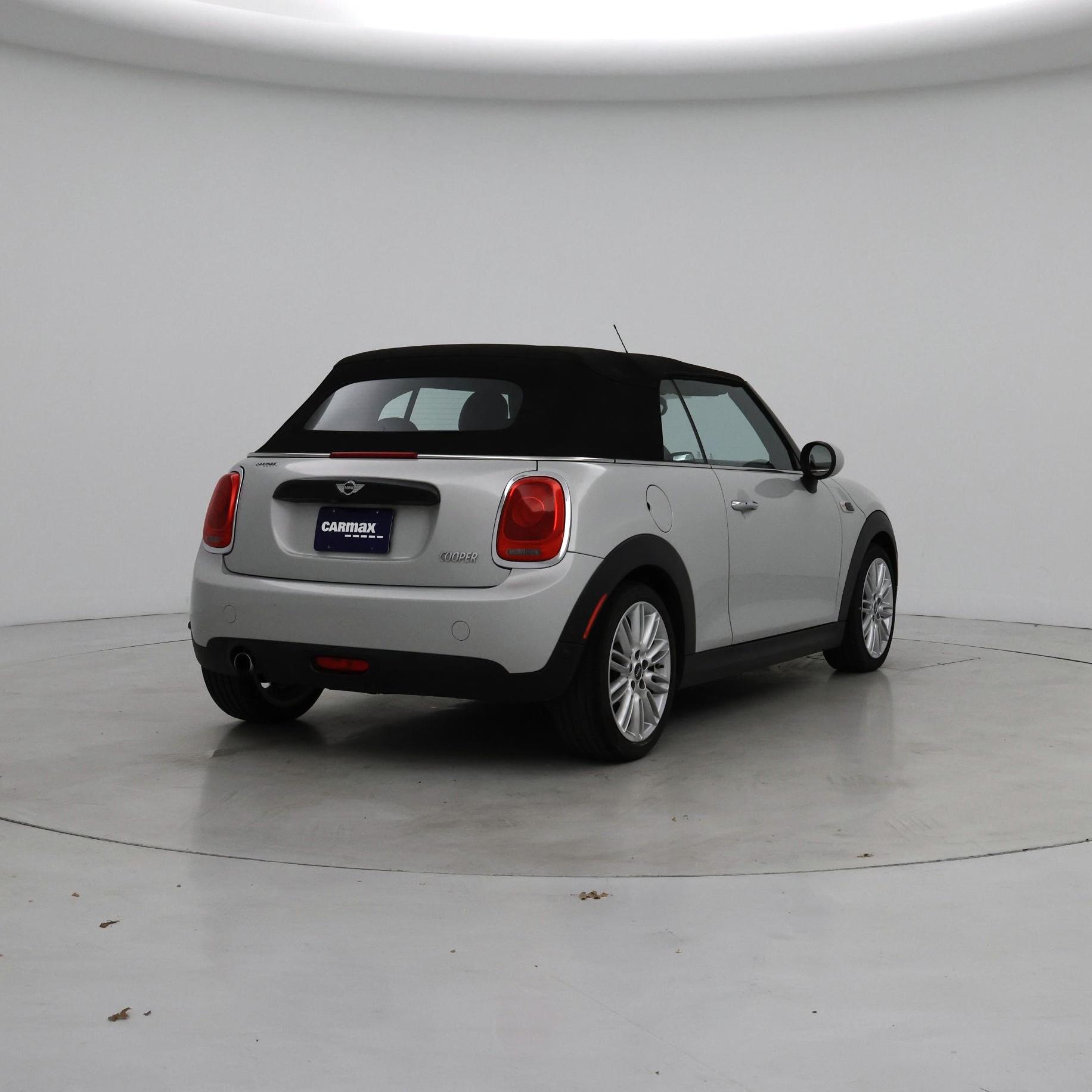 Thumbnail: 2017 MINI Cooper - 8