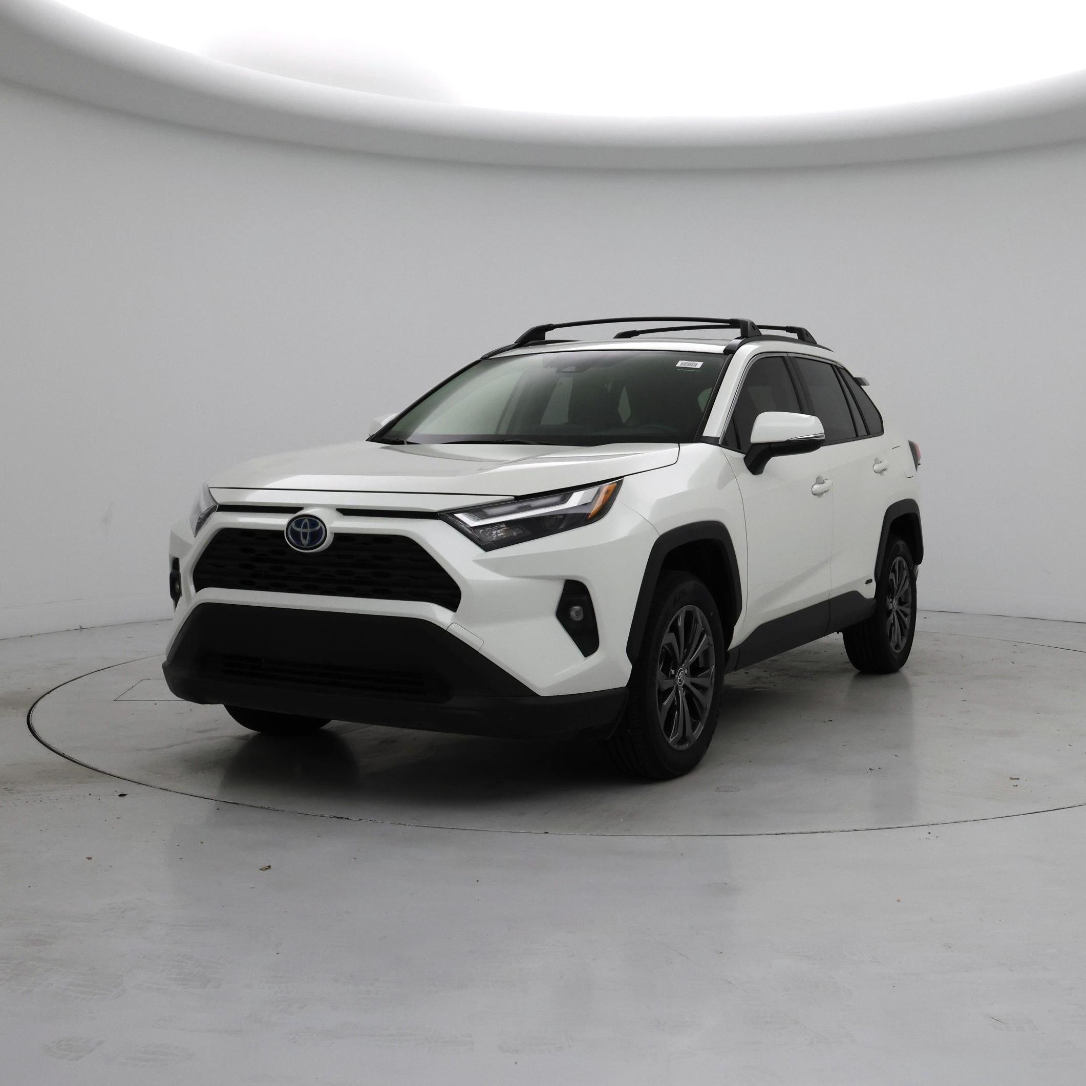 Thumbnail: 2022 Toyota RAV4 - 4
