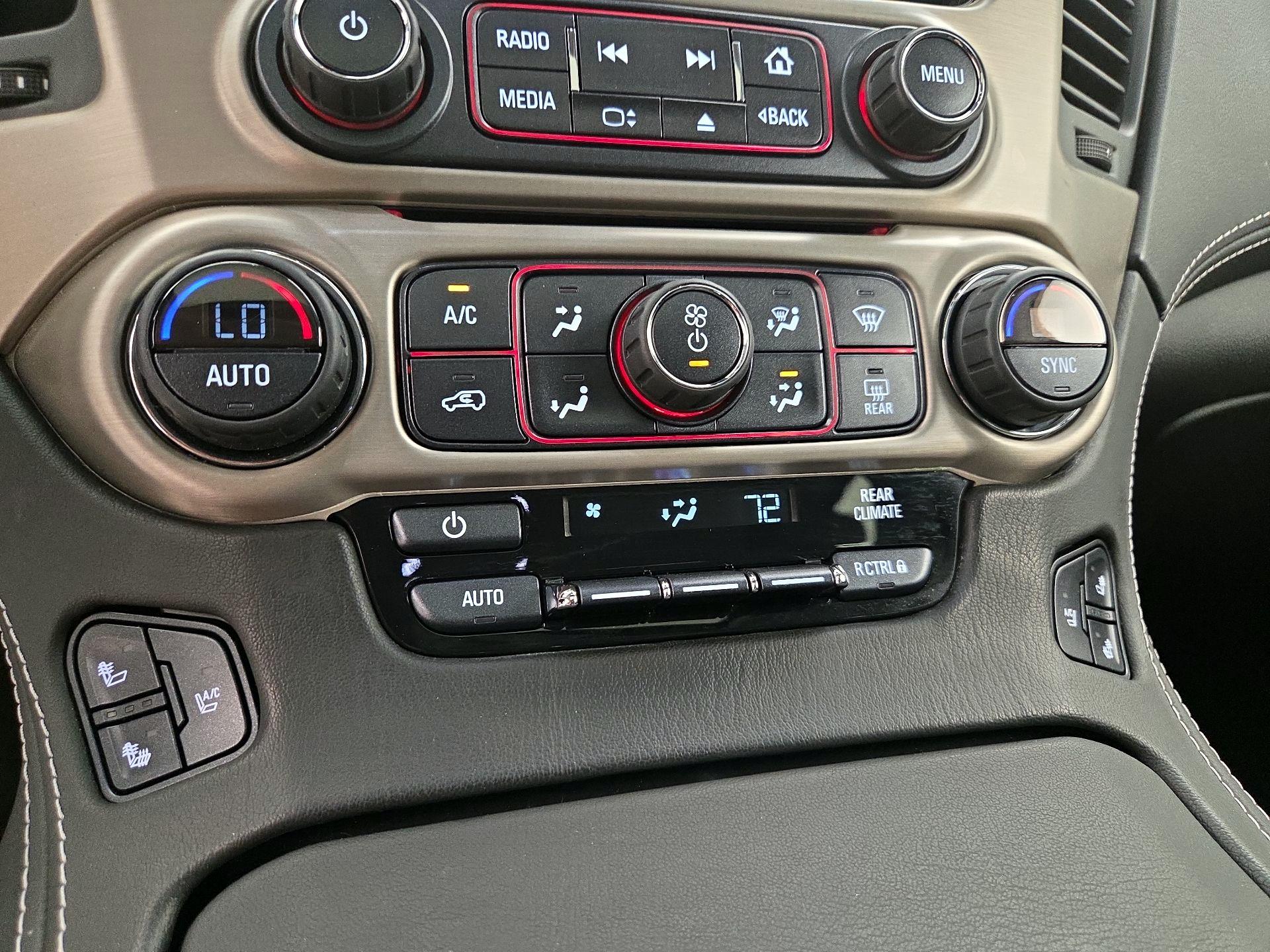 Thumbnail: 2016 GMC Yukon XL - 17