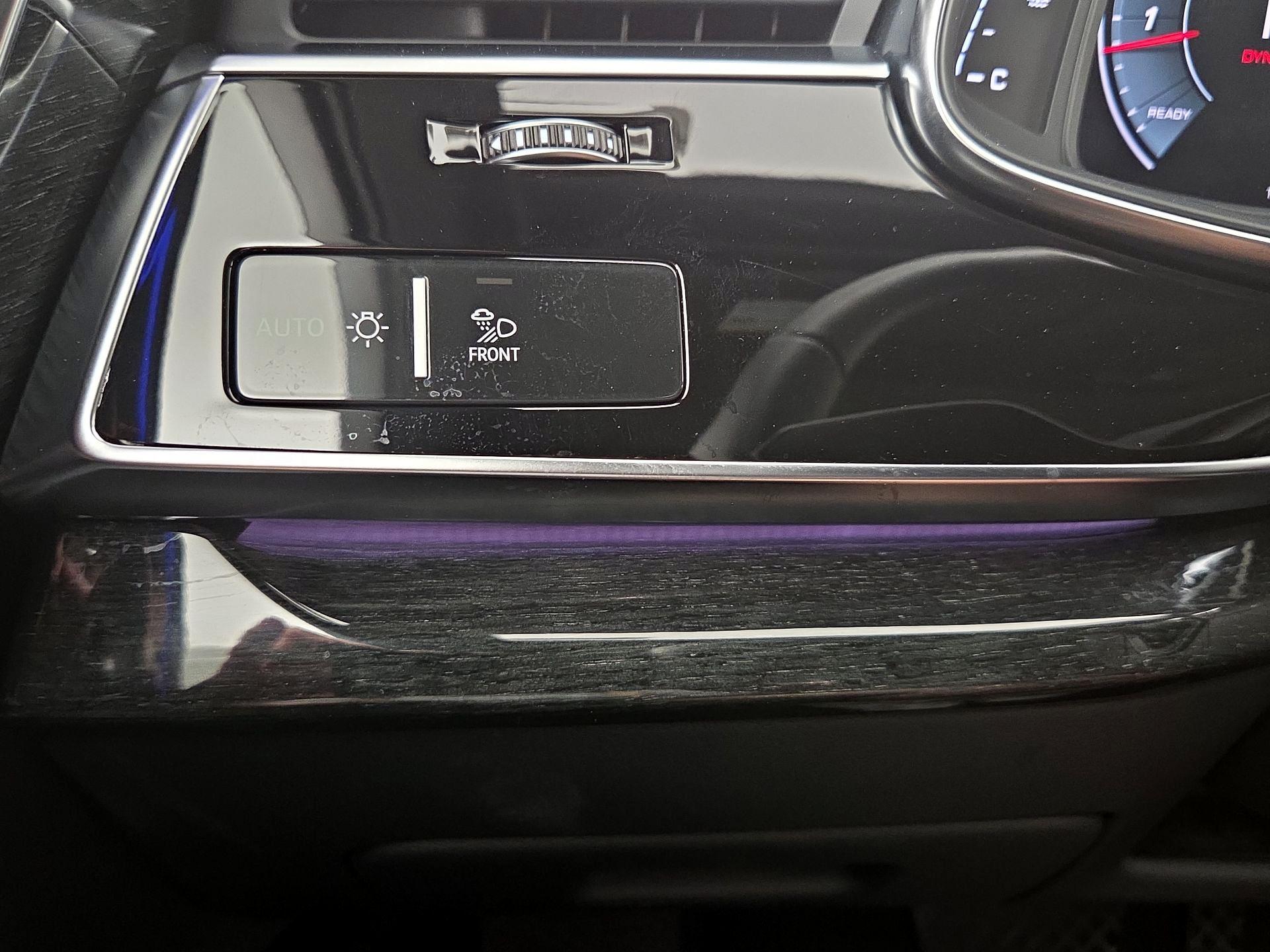 Thumbnail: 2021 Audi Q7 - 13