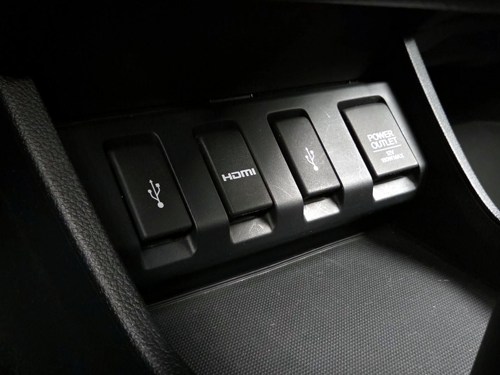 Thumbnail: 2016 Honda HR-V - 18