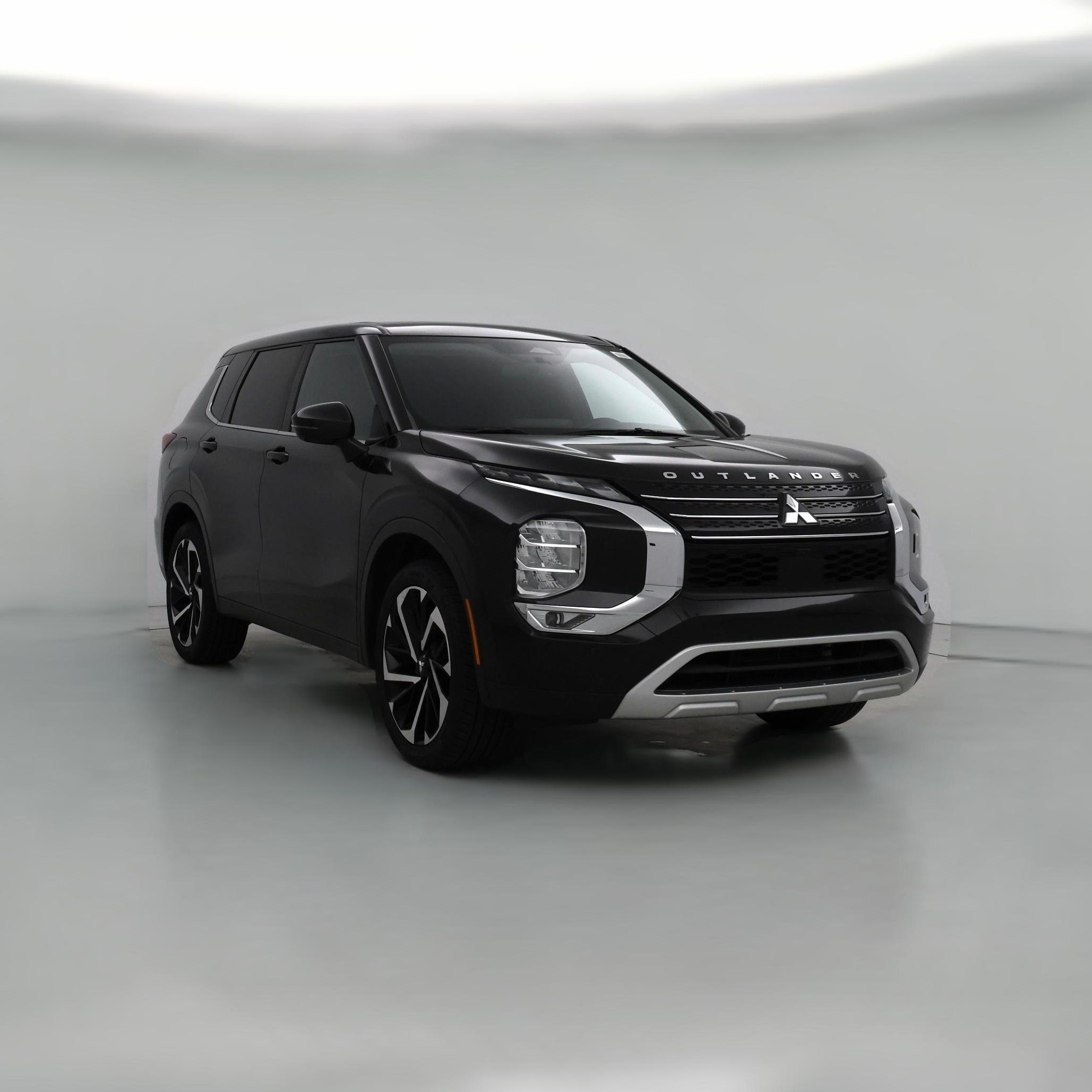 Thumbnail: 2024 Mitsubishi Outlander - 1