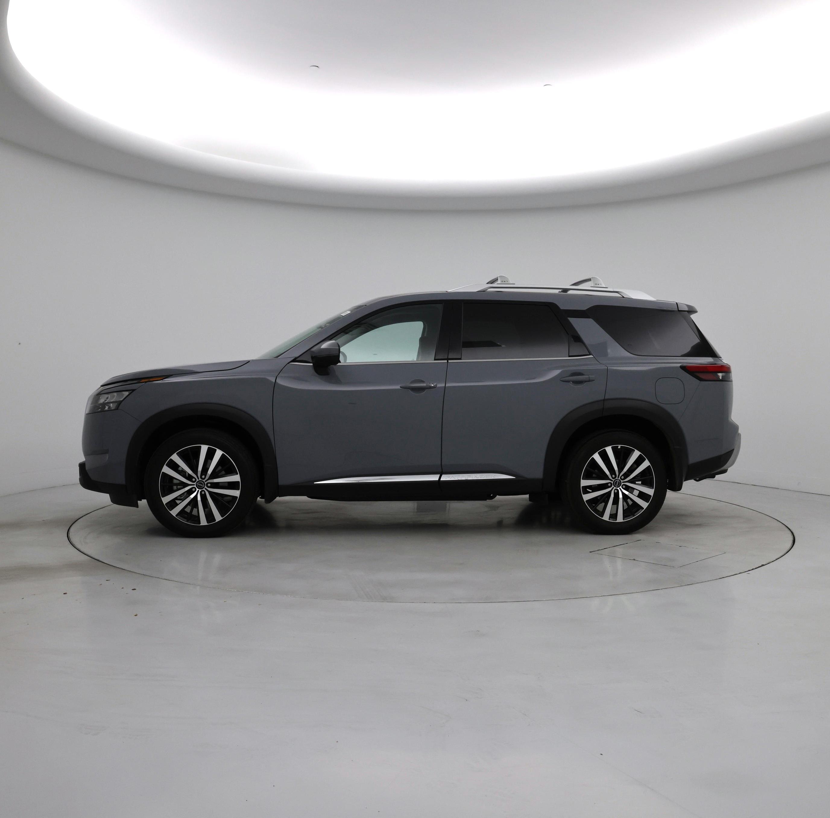 Thumbnail: 2025 Nissan Pathfinder - 3