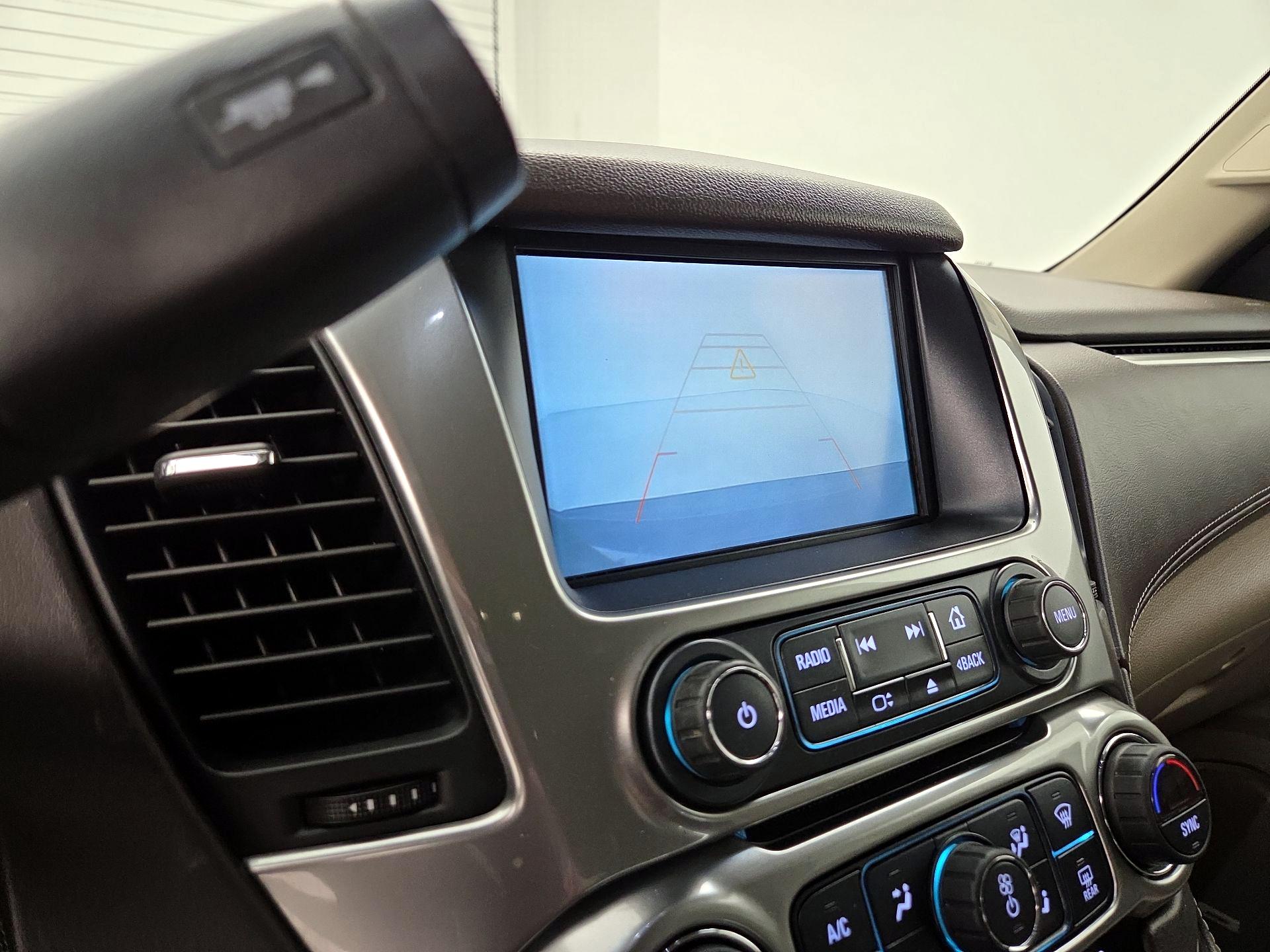Thumbnail: 2019 Chevrolet Tahoe - 15