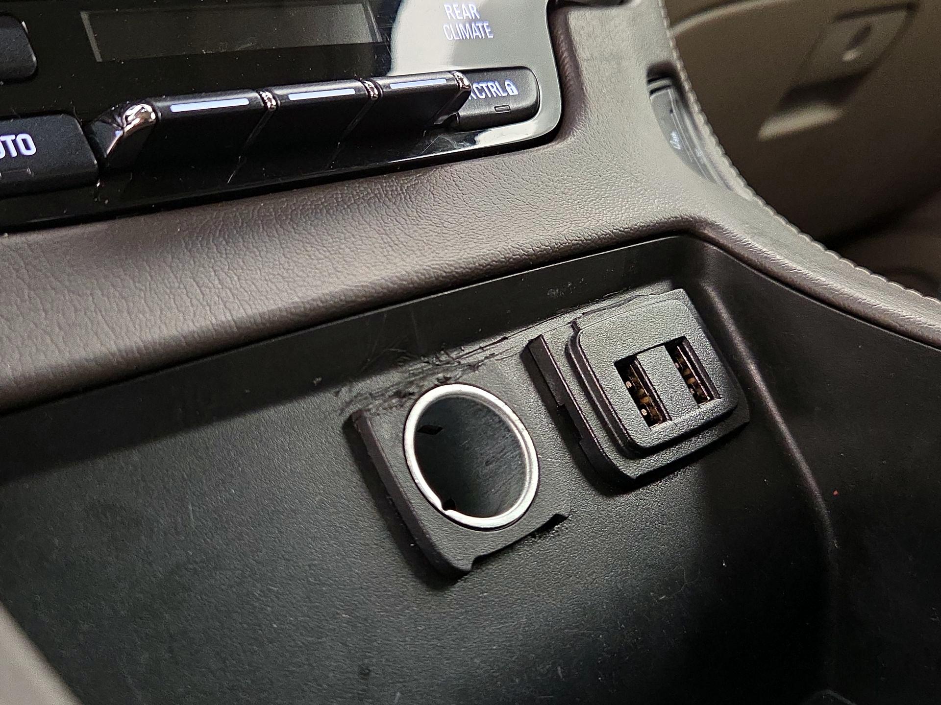 Thumbnail: 2019 Chevrolet Tahoe - 19