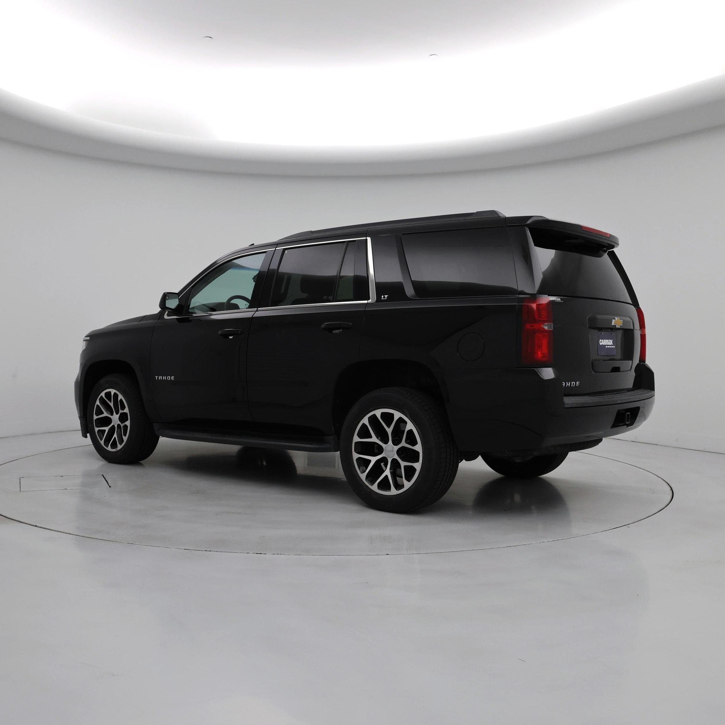 Thumbnail: 2019 Chevrolet Tahoe - 3
