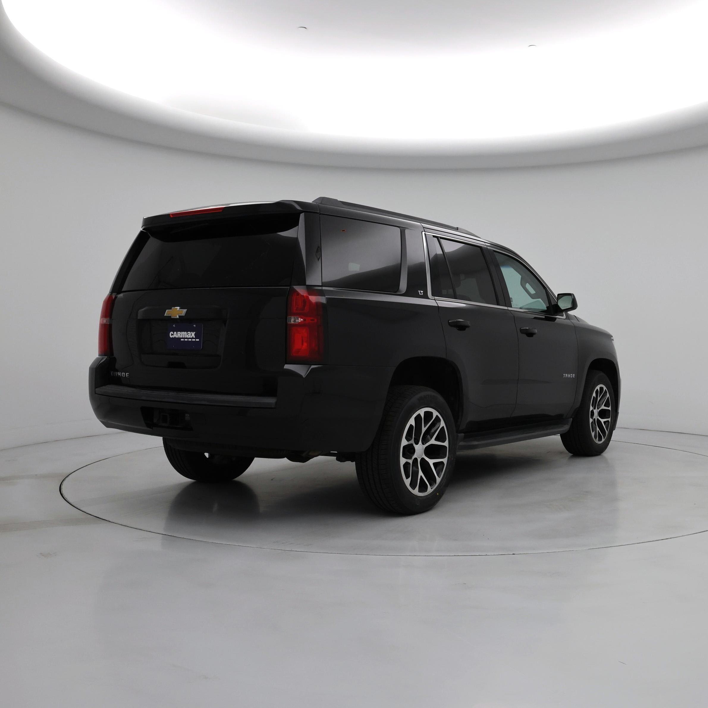 Thumbnail: 2019 Chevrolet Tahoe - 8