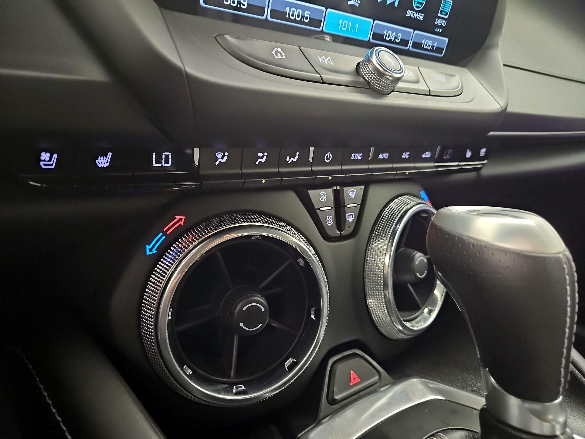 Thumbnail: 2018 Chevrolet Camaro - 17