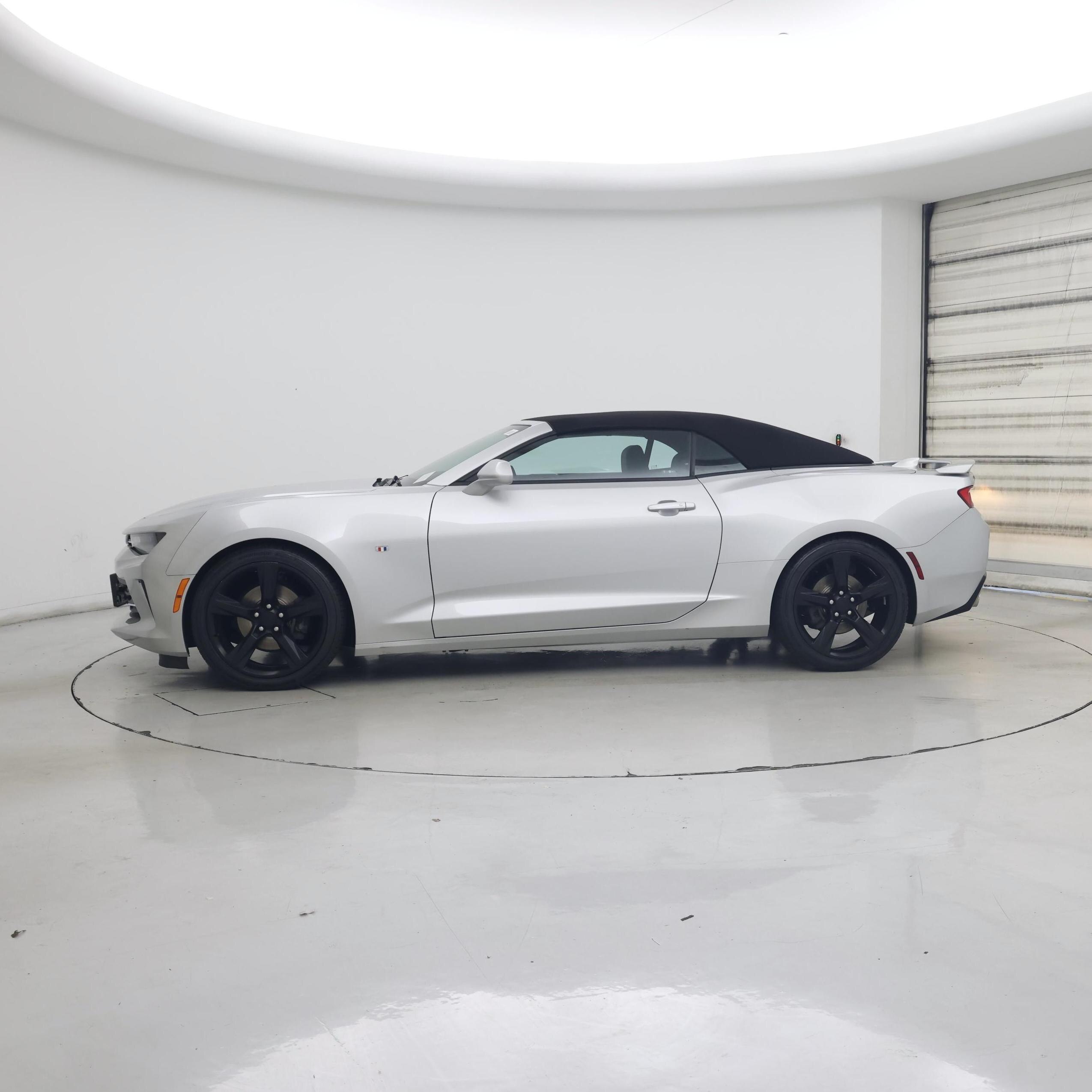Thumbnail: 2018 Chevrolet Camaro - 3