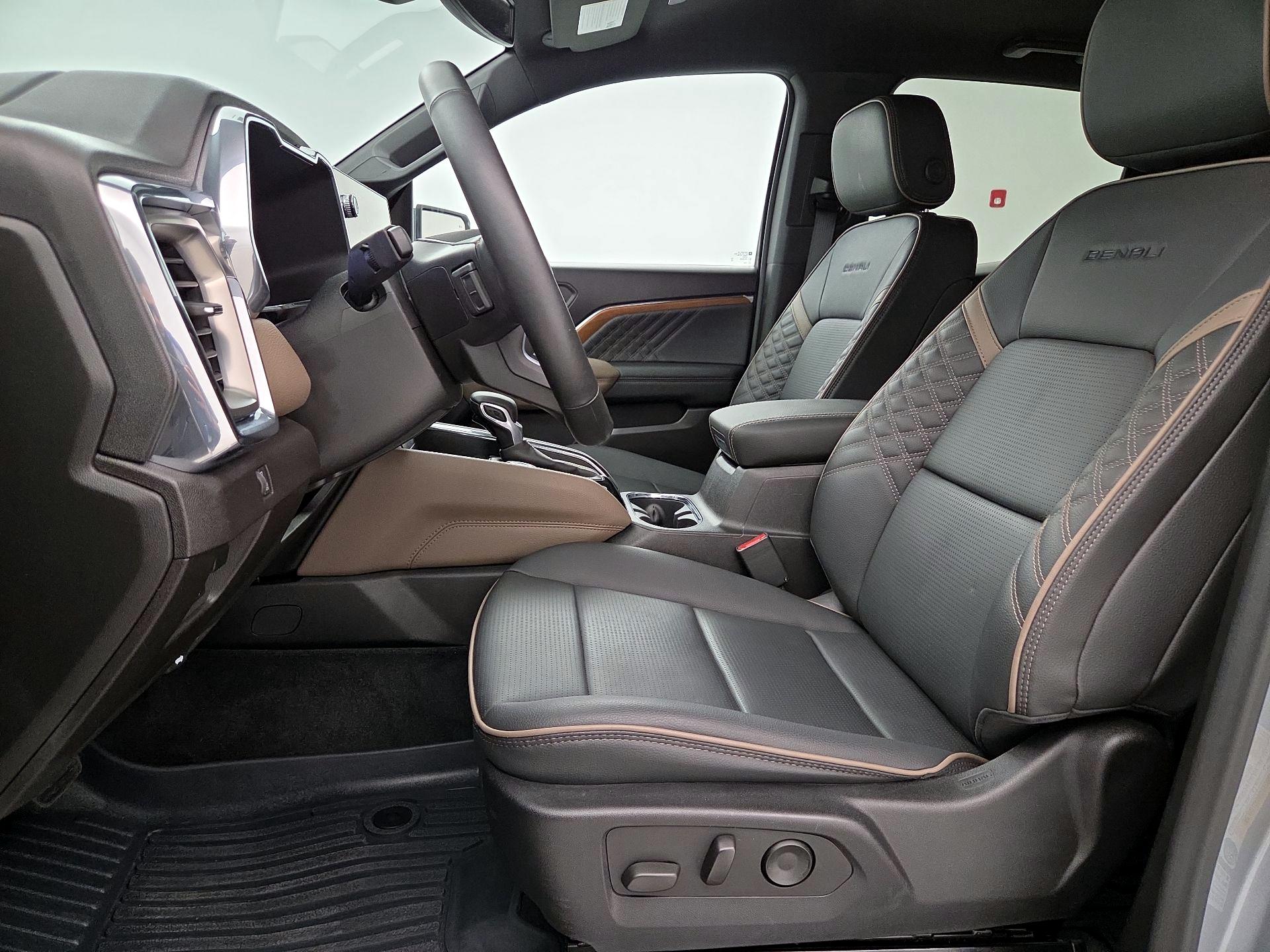 Thumbnail: 2023 GMC Canyon - 11