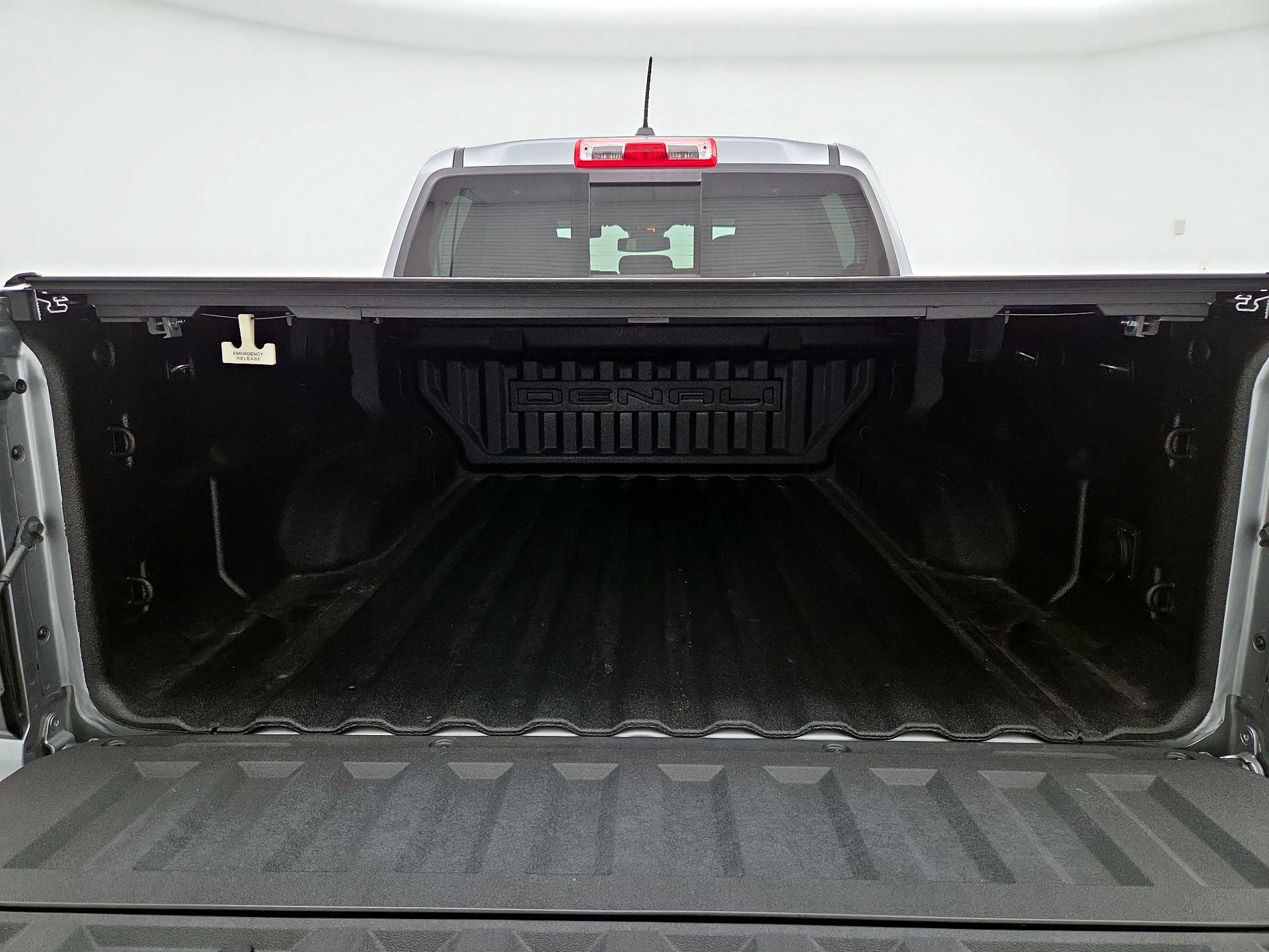 Thumbnail: 2023 GMC Canyon - 20