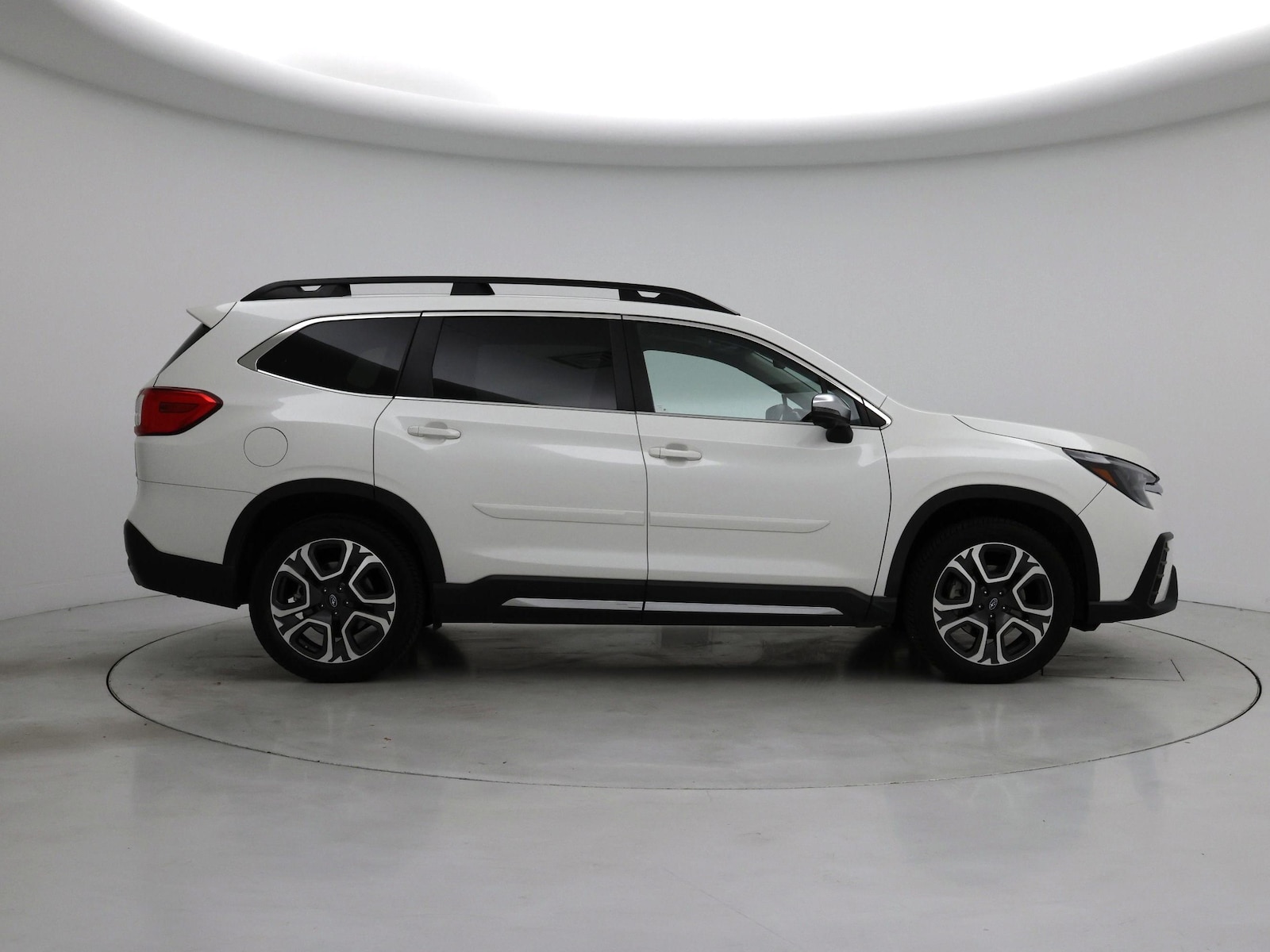 2023 Subaru Ascent Limited - Photo 8