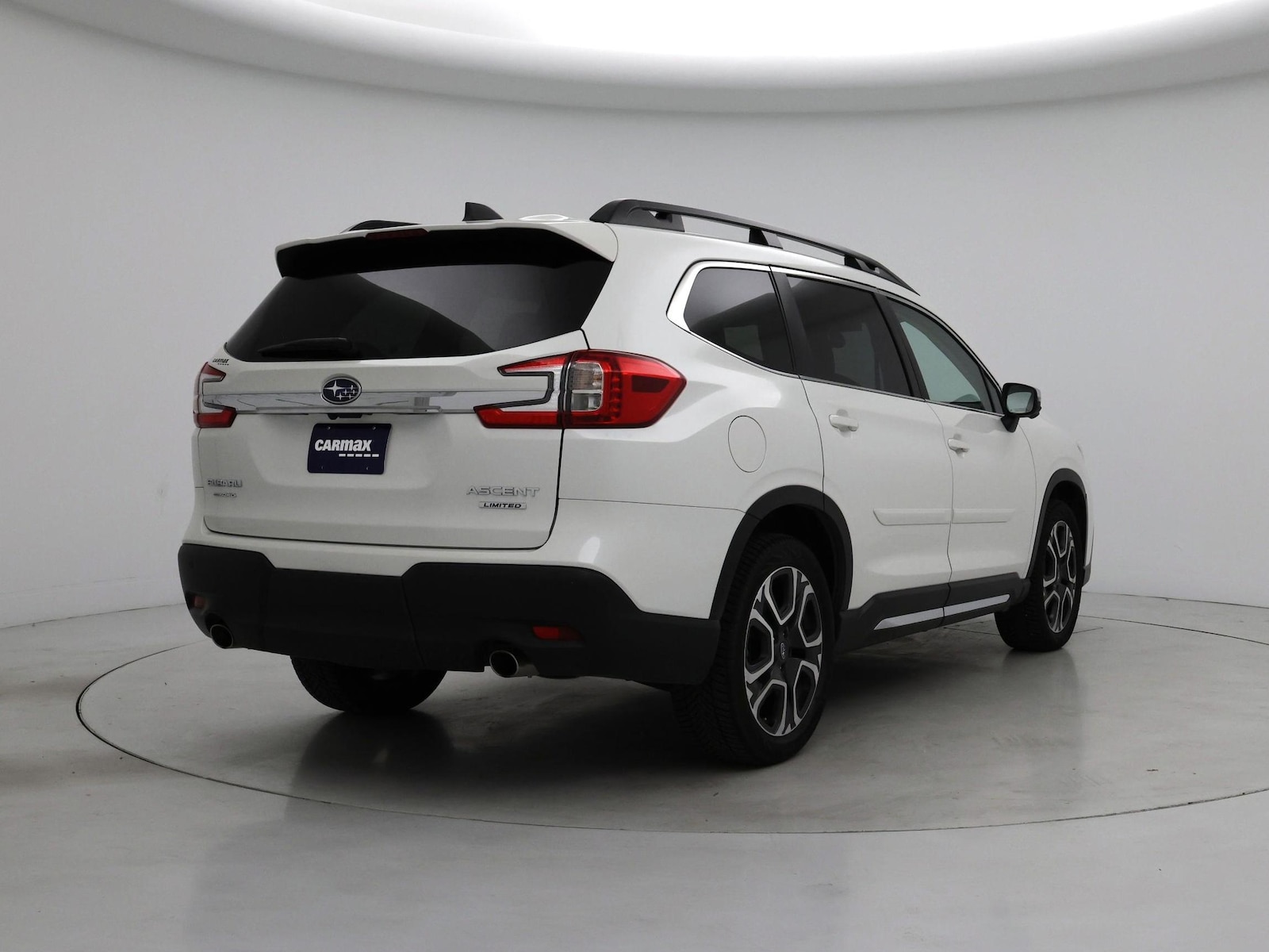 2023 Subaru Ascent Limited - Photo 9