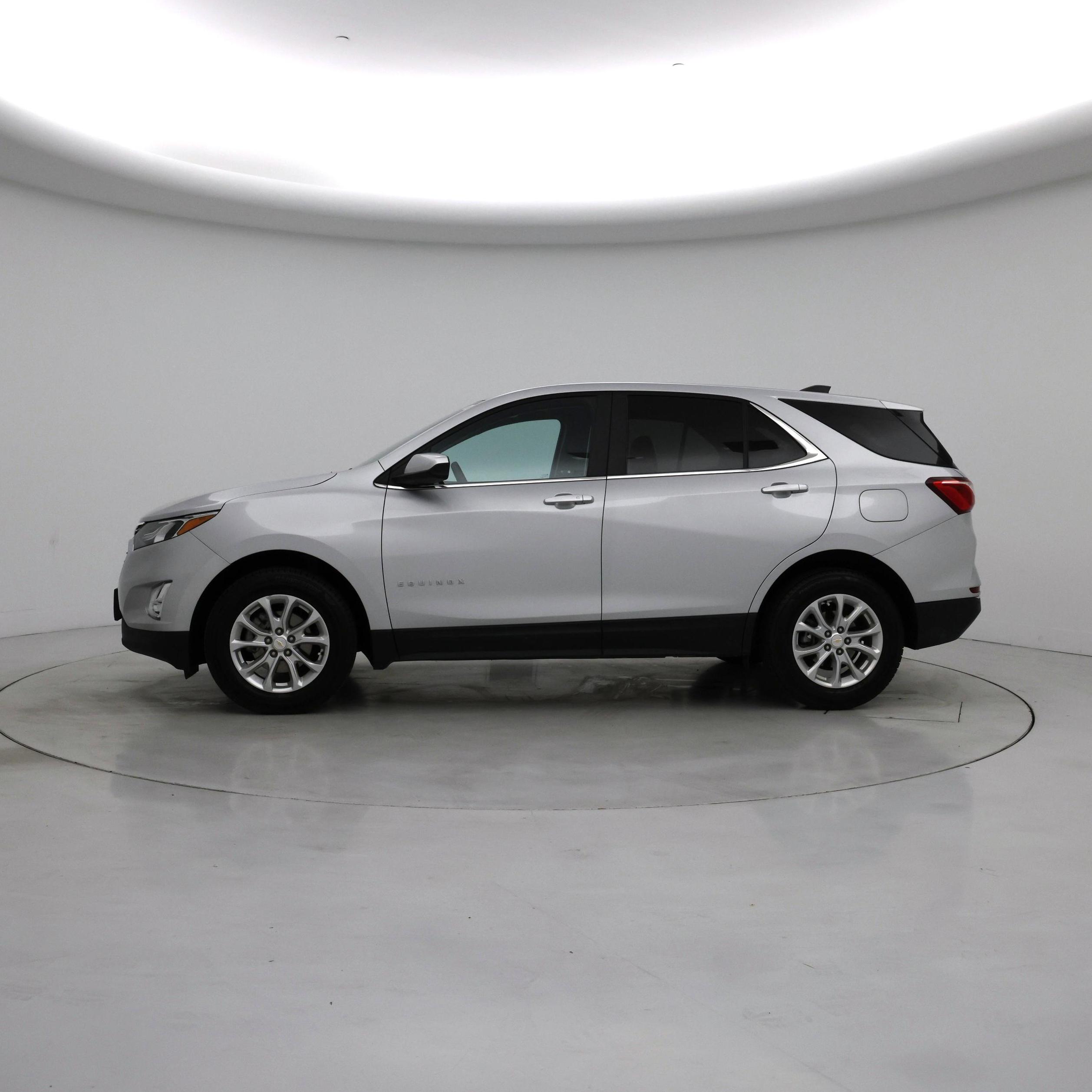 Thumbnail: 2021 Chevrolet Equinox - 3