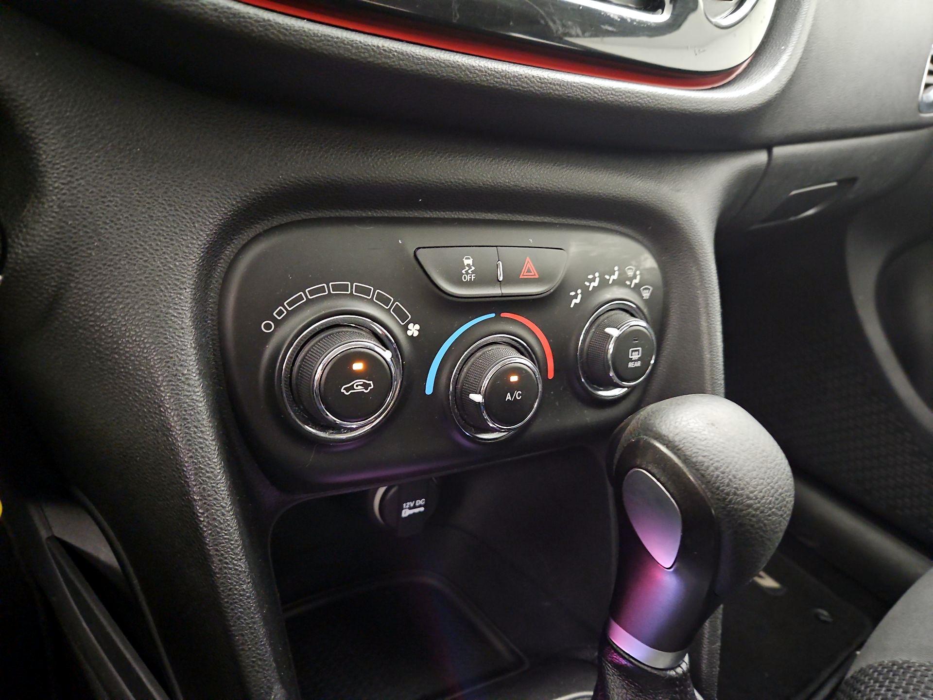 Thumbnail: 2015 Dodge Dart - 14