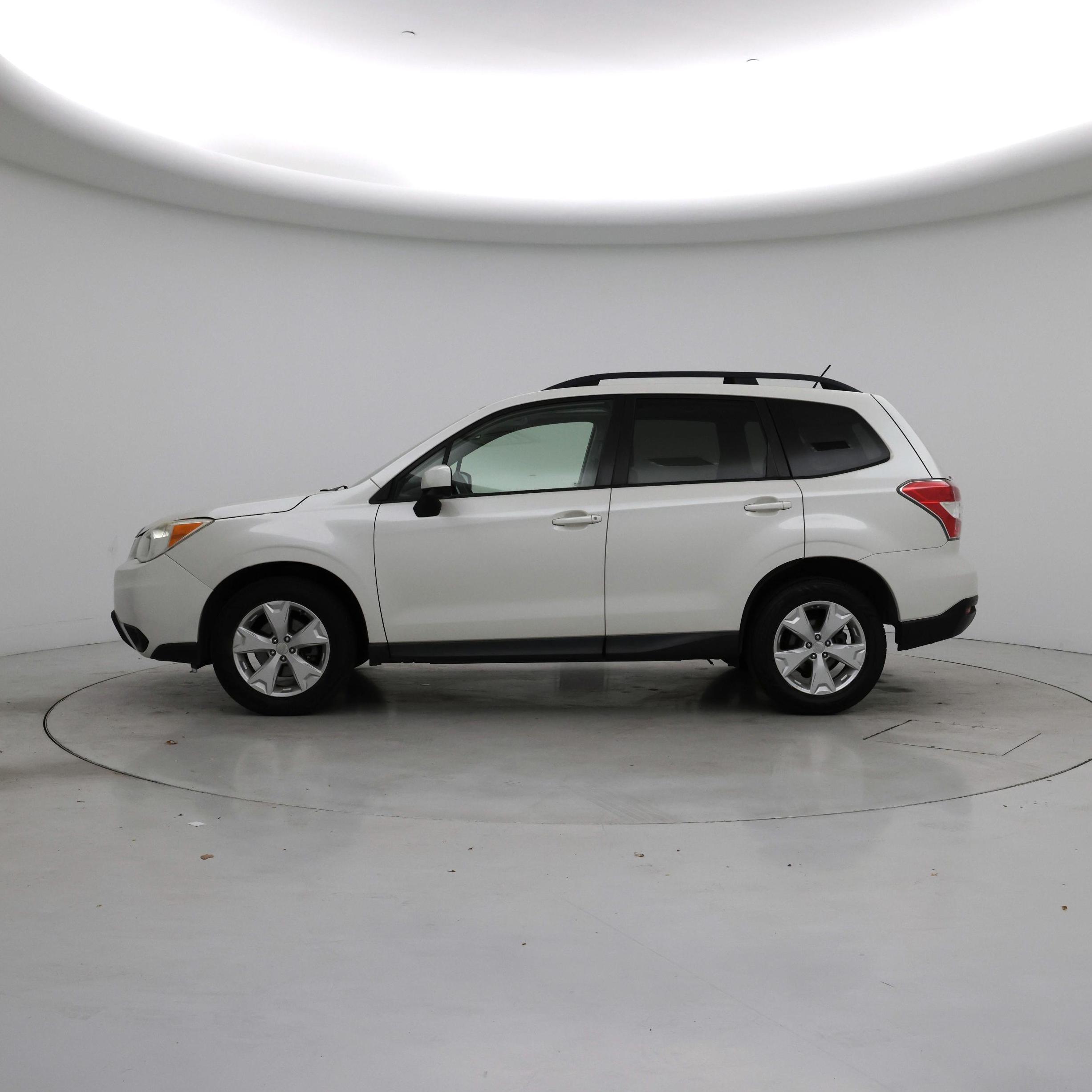 Thumbnail: 2015 Subaru Forester - 3
