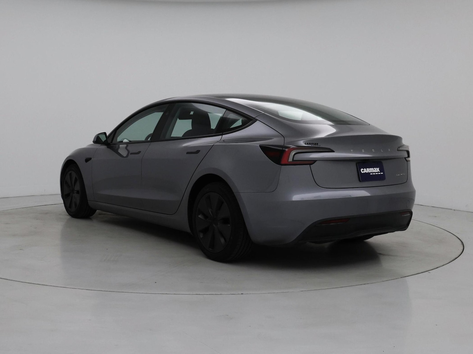 2025 Tesla Model 3 Long Range - Photo 3