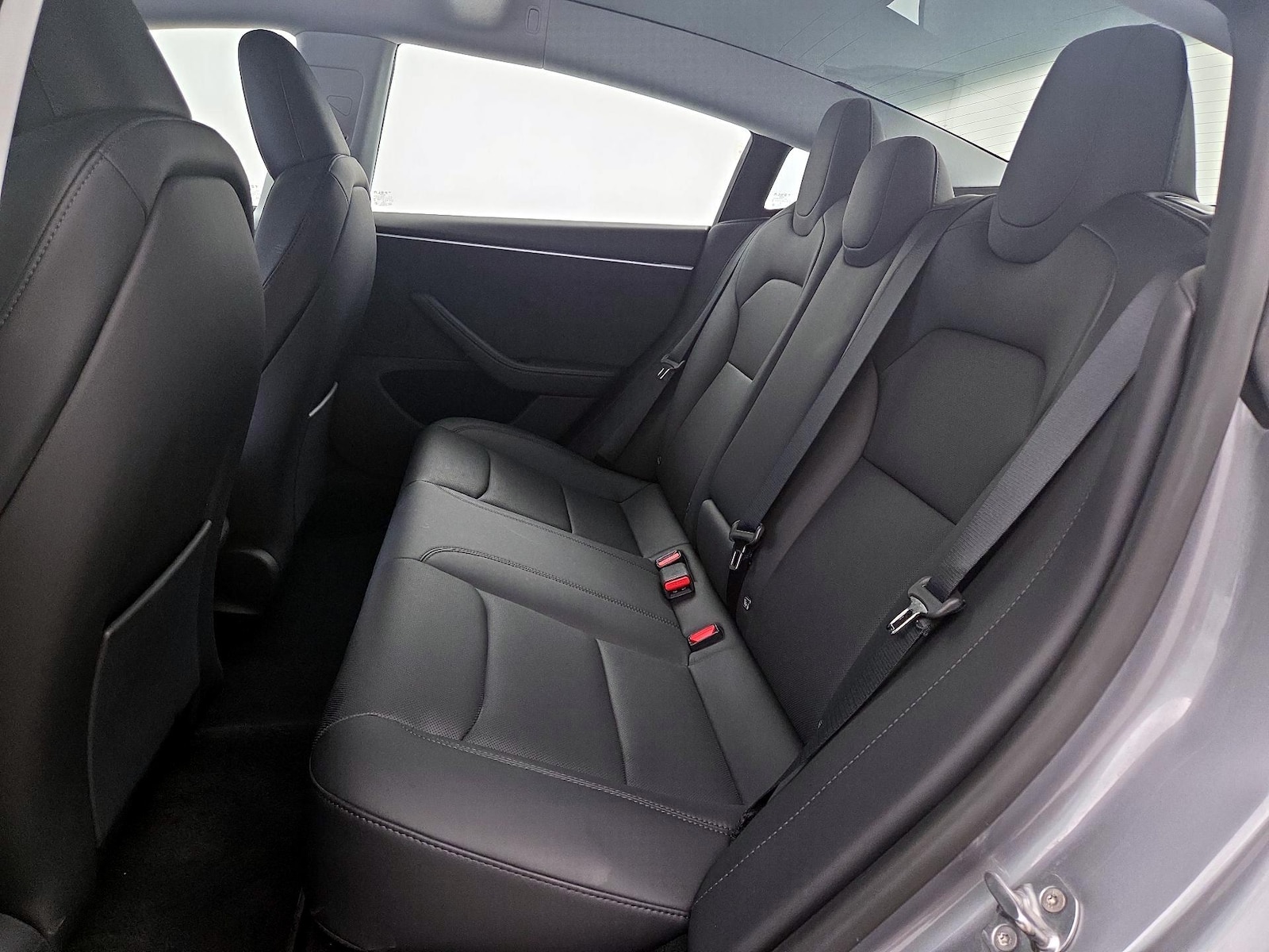2025 Tesla Model 3 Long Range - Photo 20