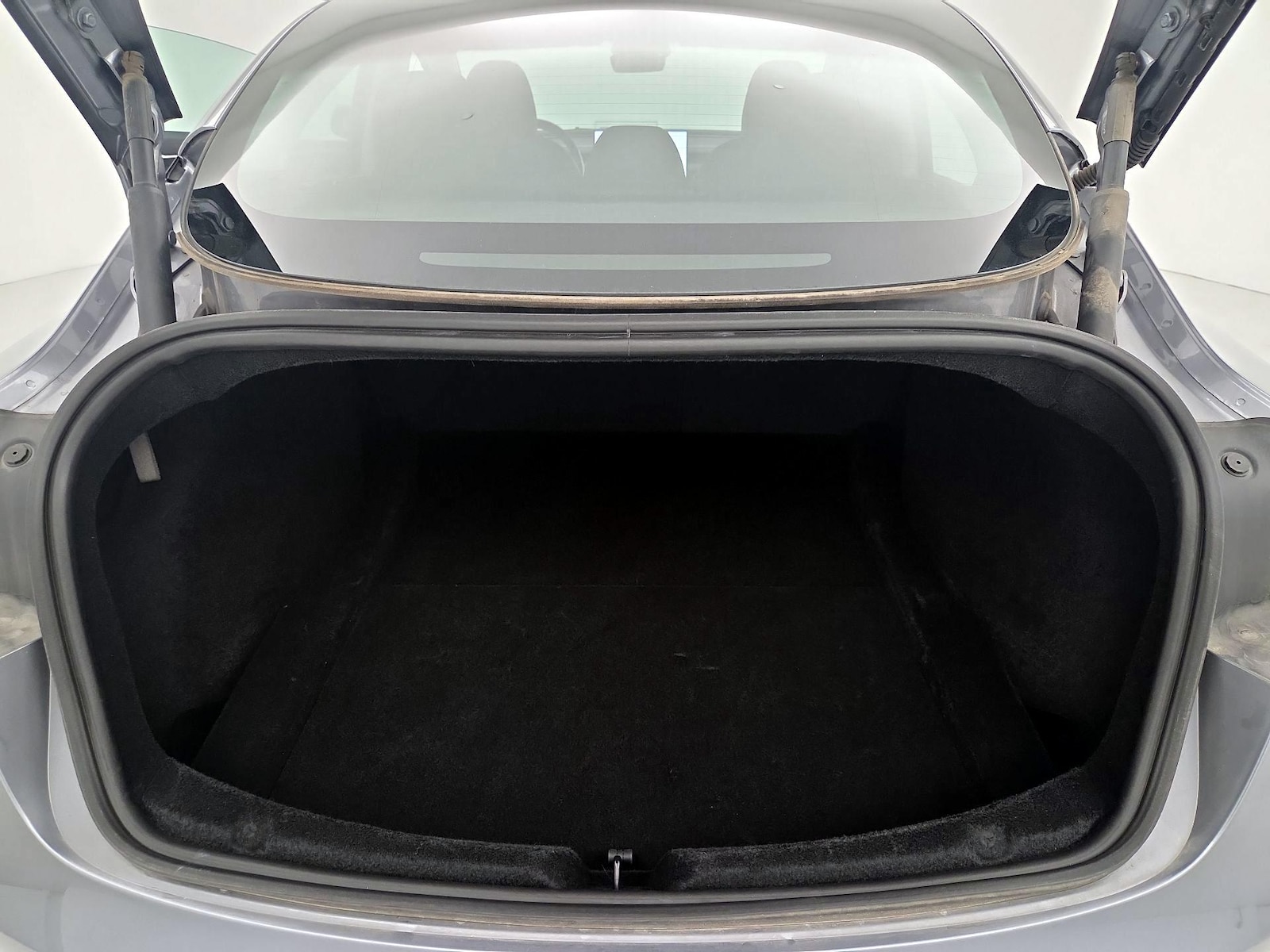 2025 Tesla Model 3 Long Range - Photo 21