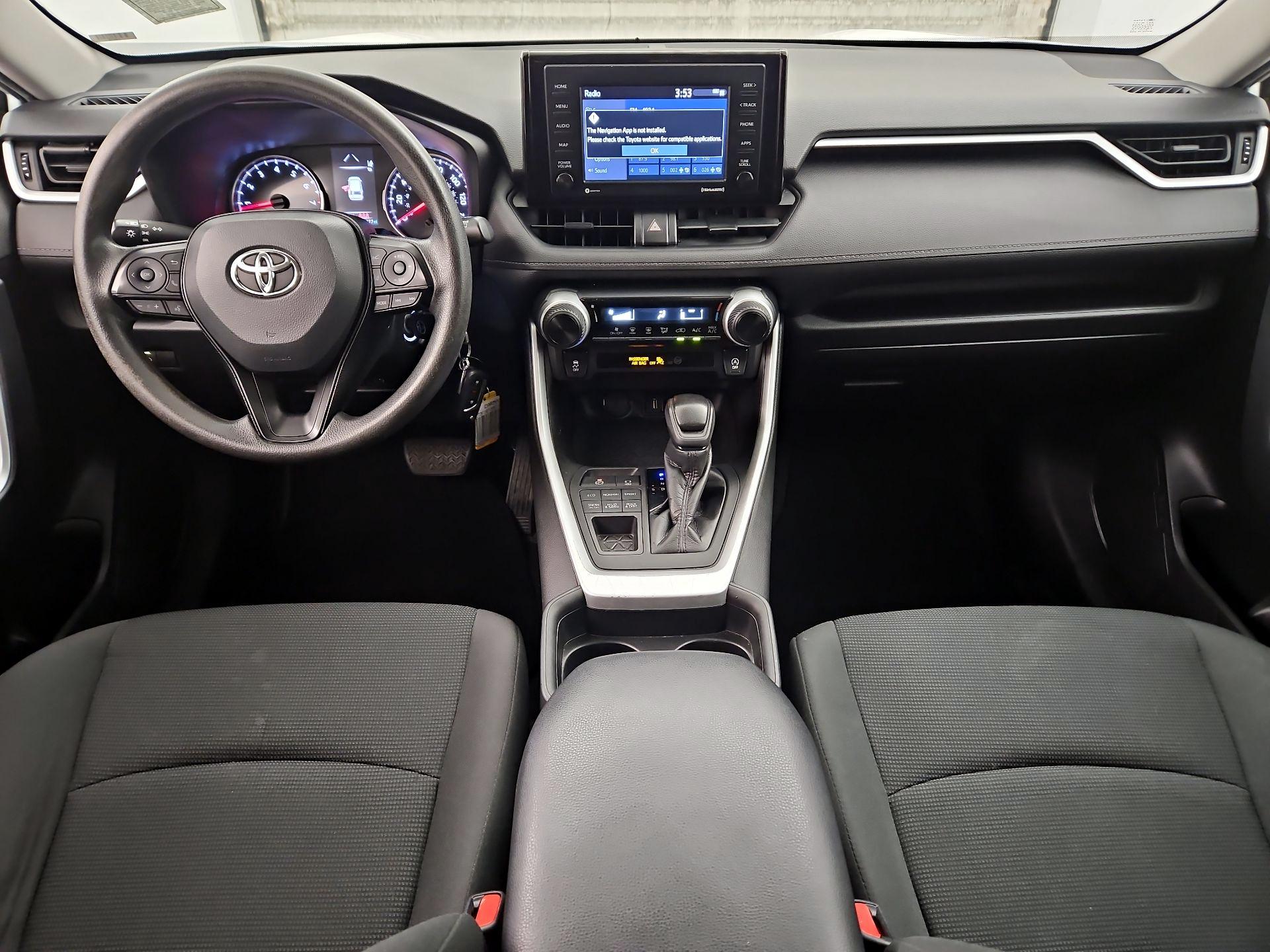 Thumbnail: 2021 Toyota RAV4 - 9