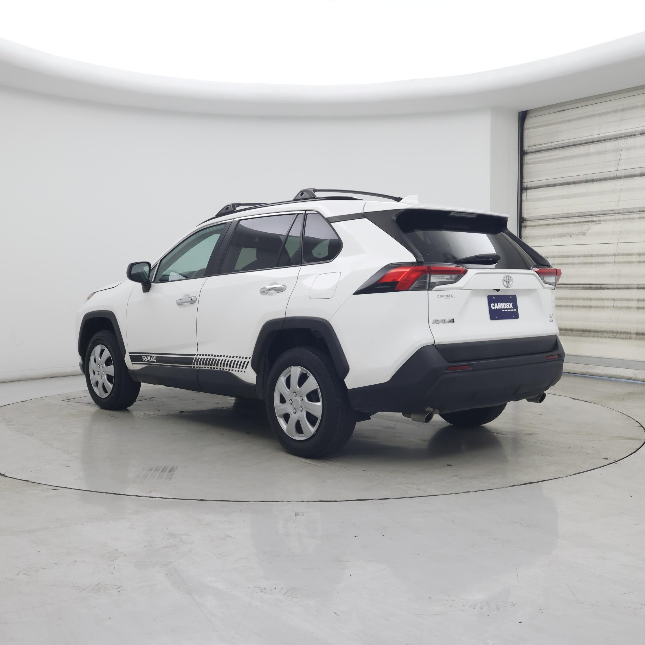 Thumbnail: 2021 Toyota RAV4 - 2