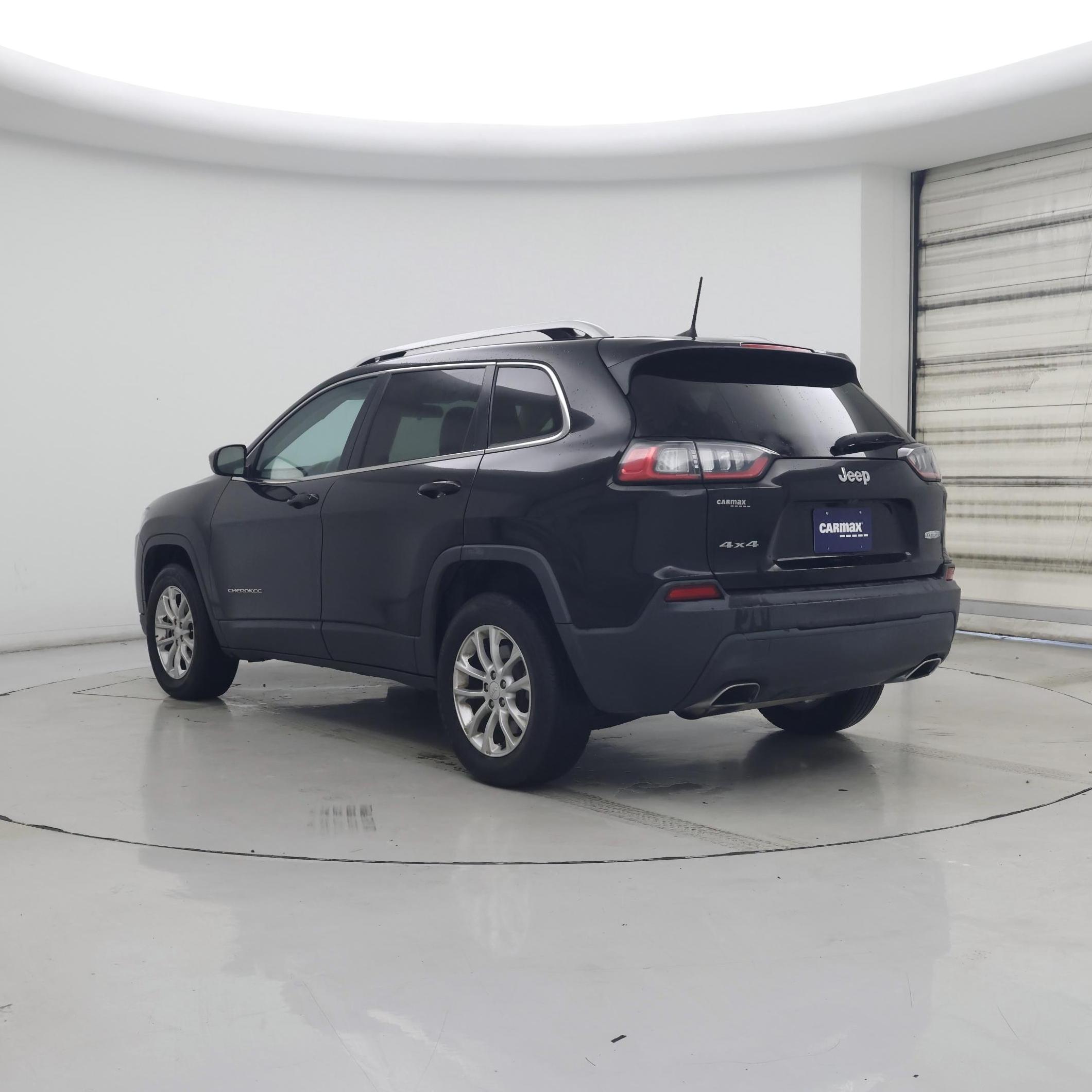 Thumbnail: 2019 Jeep Cherokee - 2